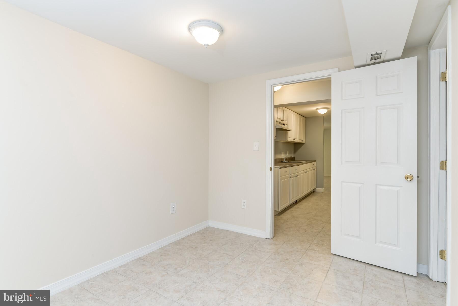 BRIGHTON EAST - Residential