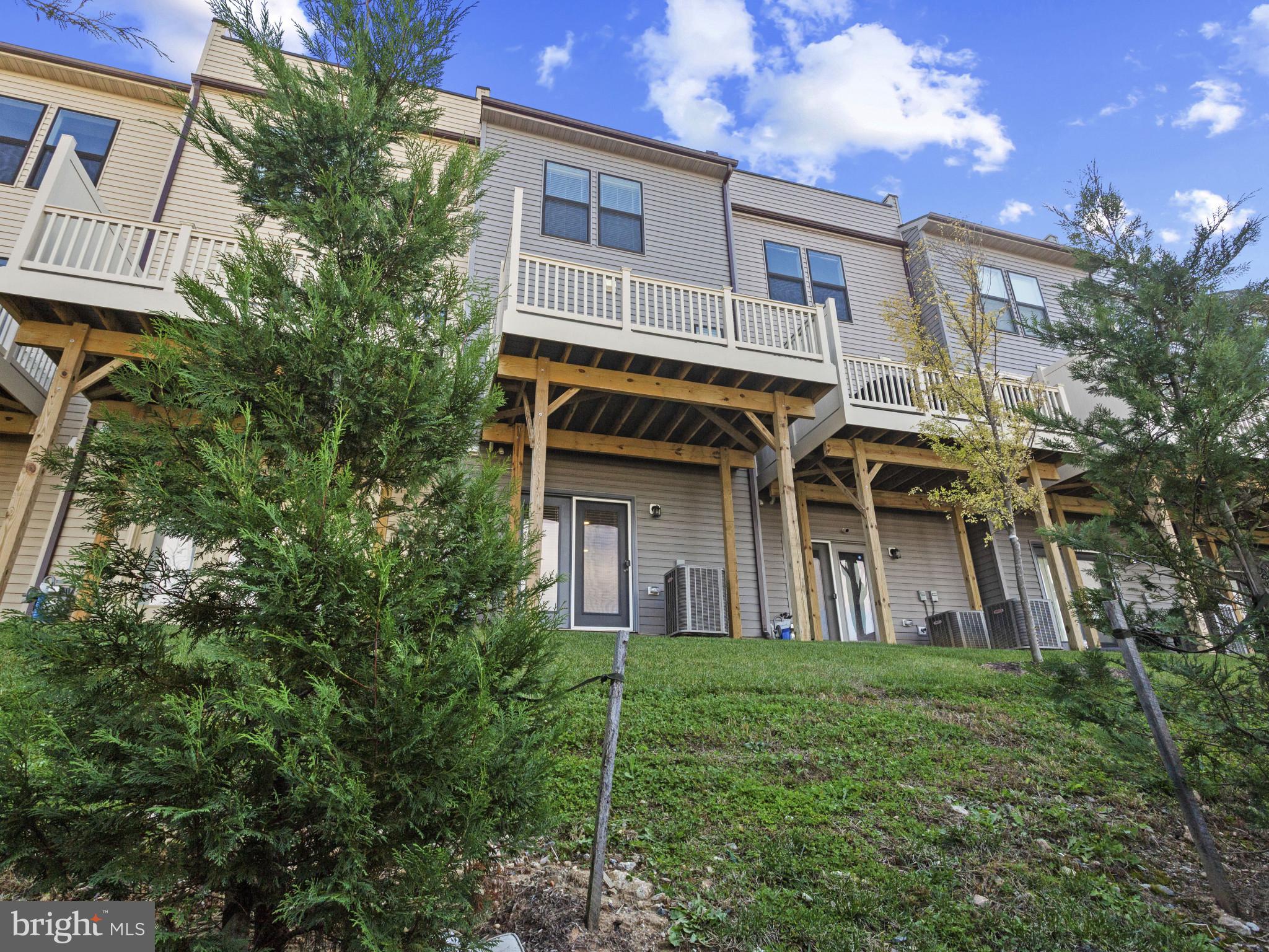 VISTA GARDENS PLAT 1> - Residential