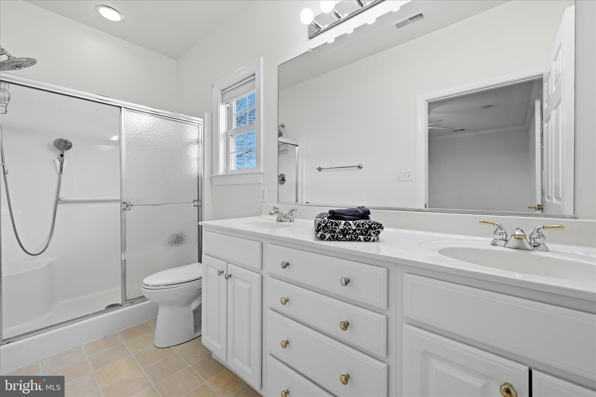 AUTUMN GLEN - Residential