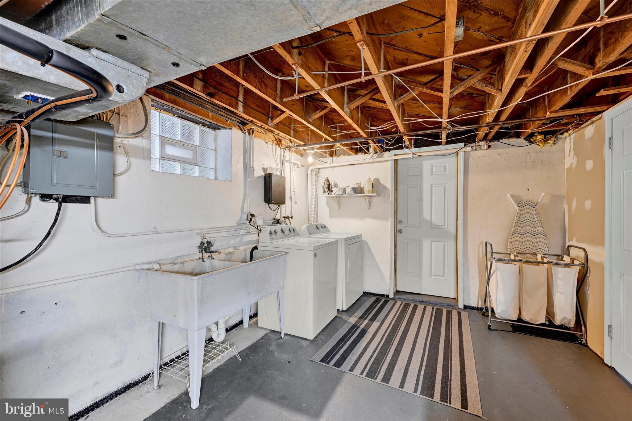 PARKVILLE - Residential