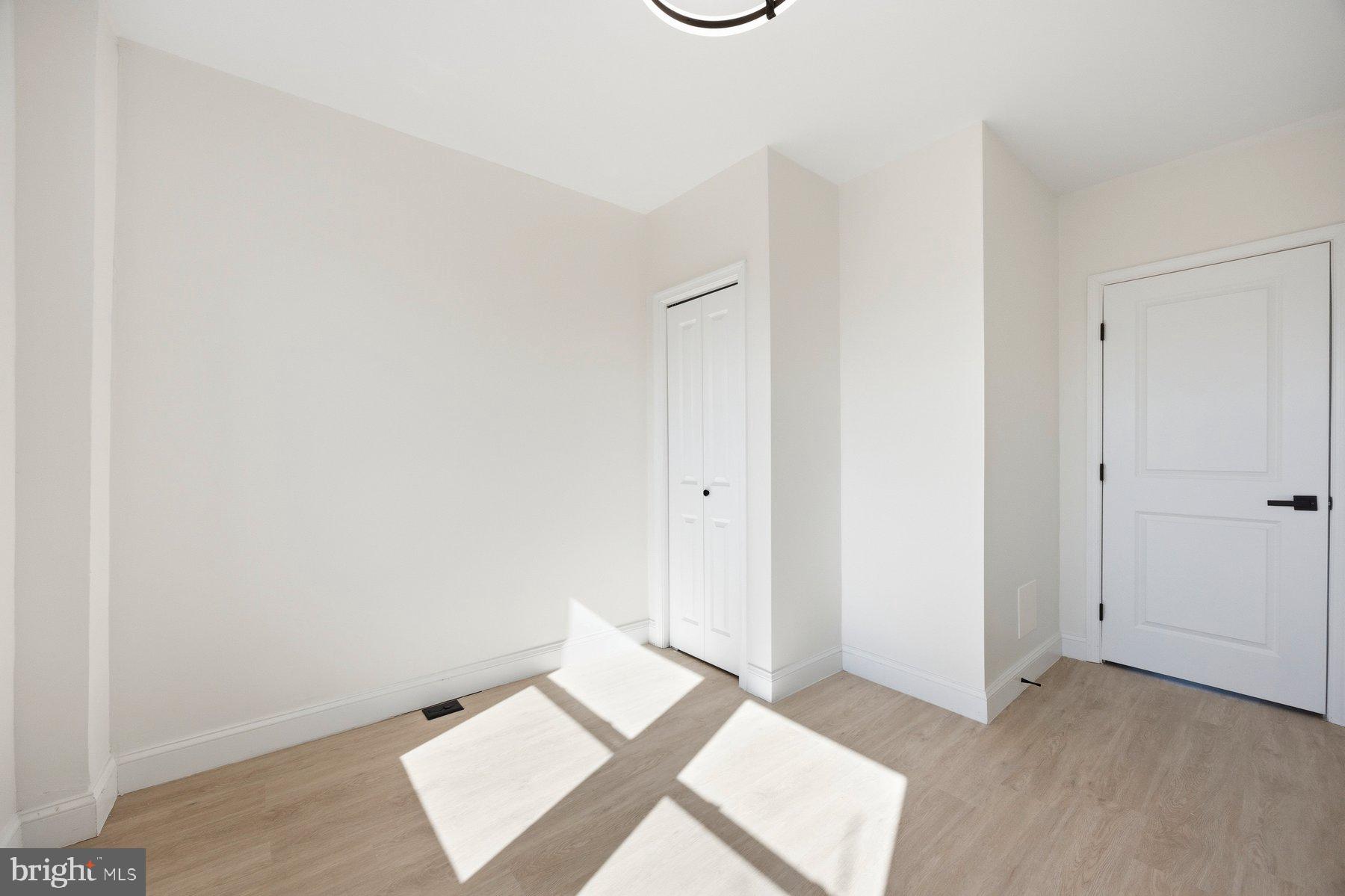 GREENSPRING - Residential