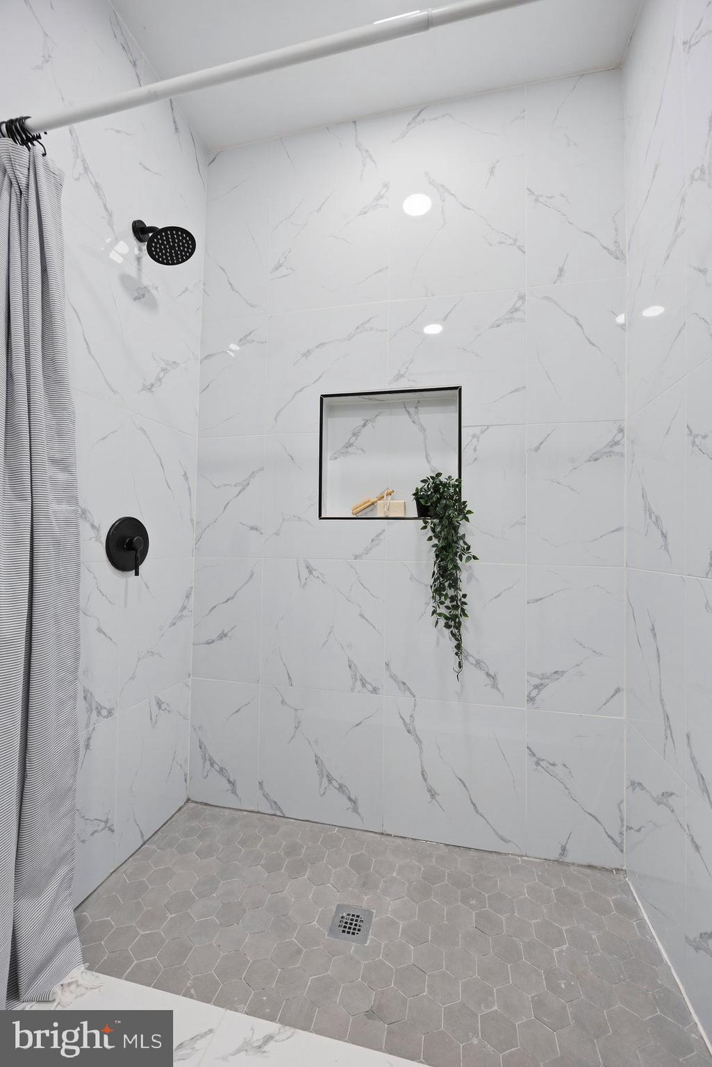 GREENSPRING - Residential