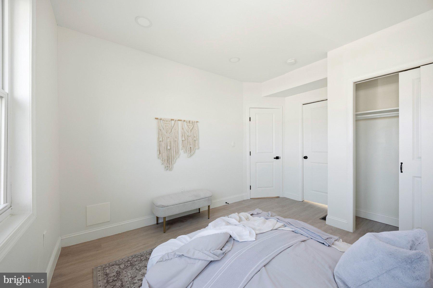 GREENSPRING - Residential