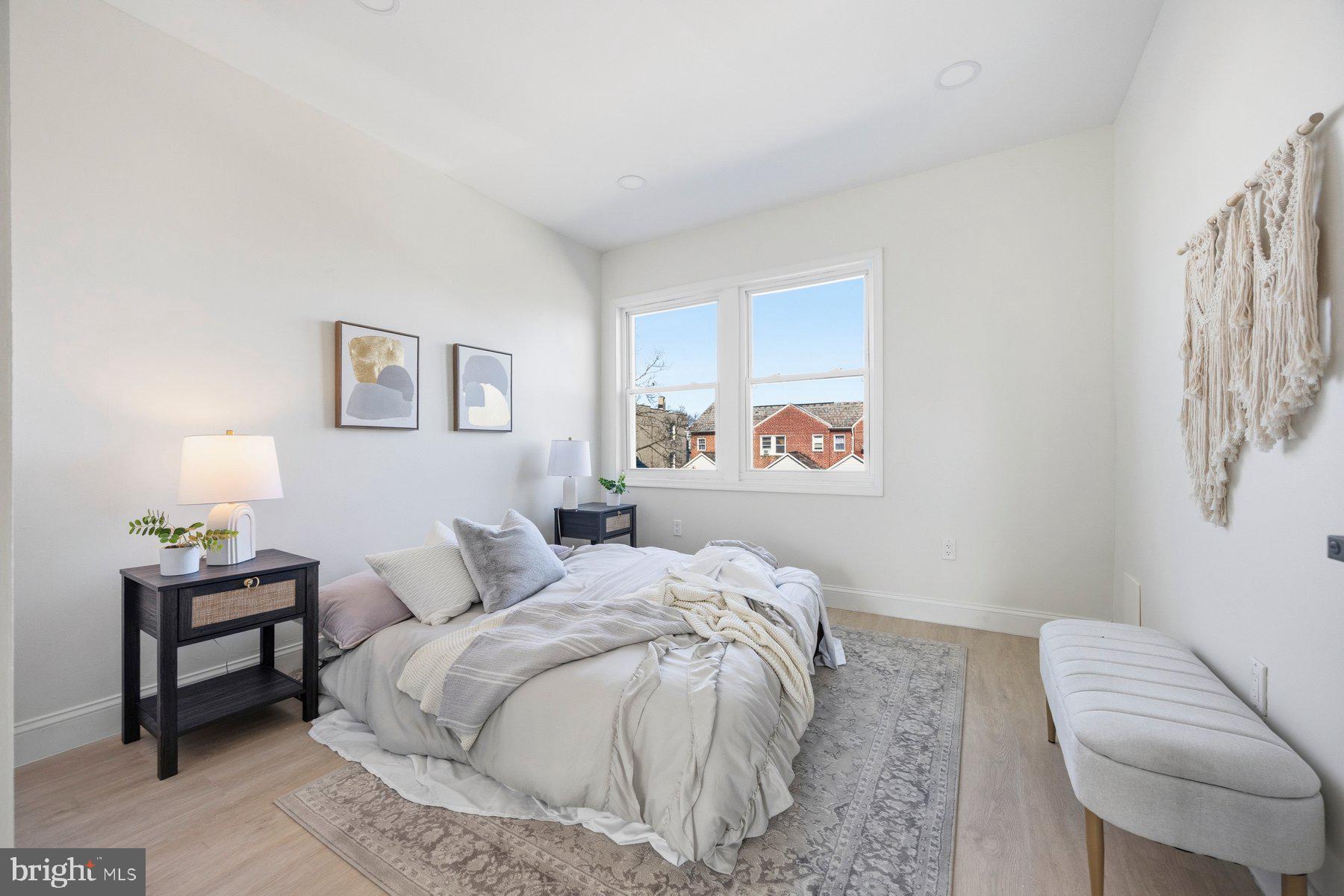 GREENSPRING - Residential