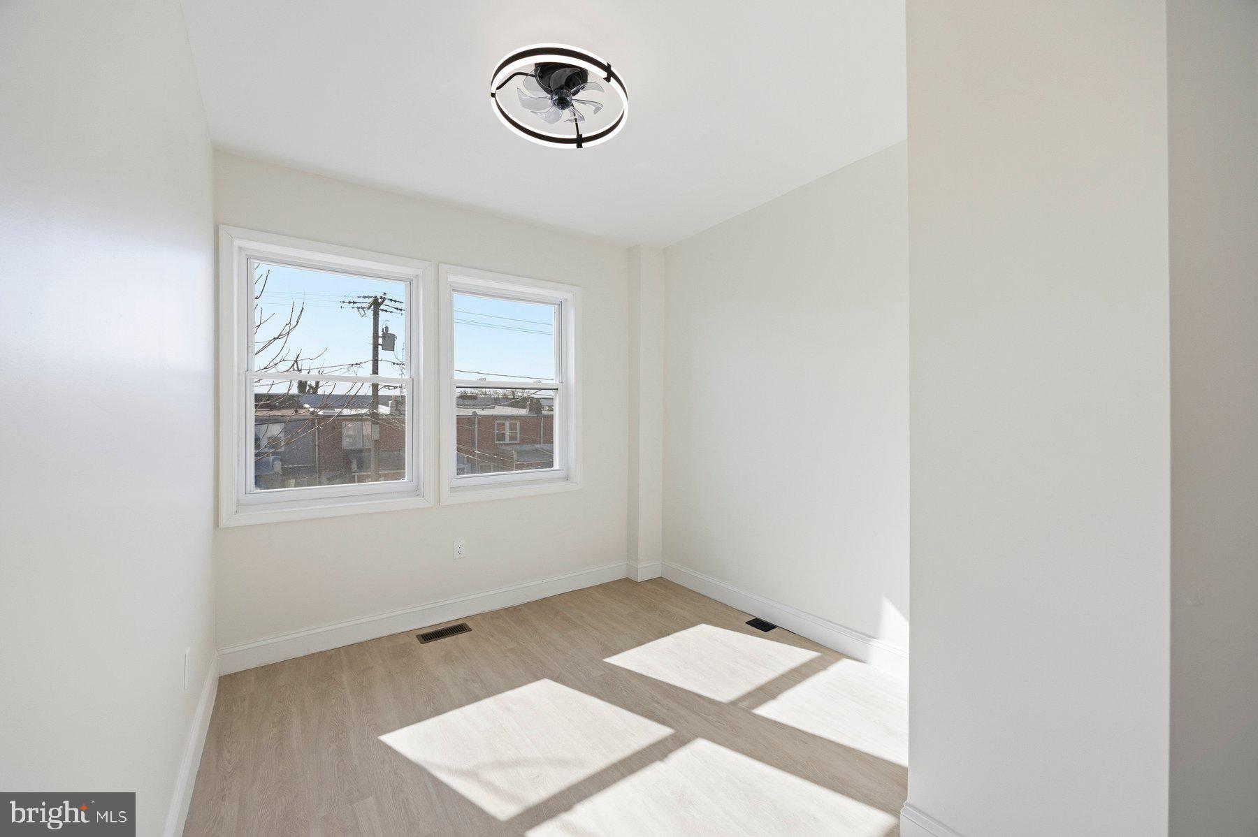 GREENSPRING - Residential