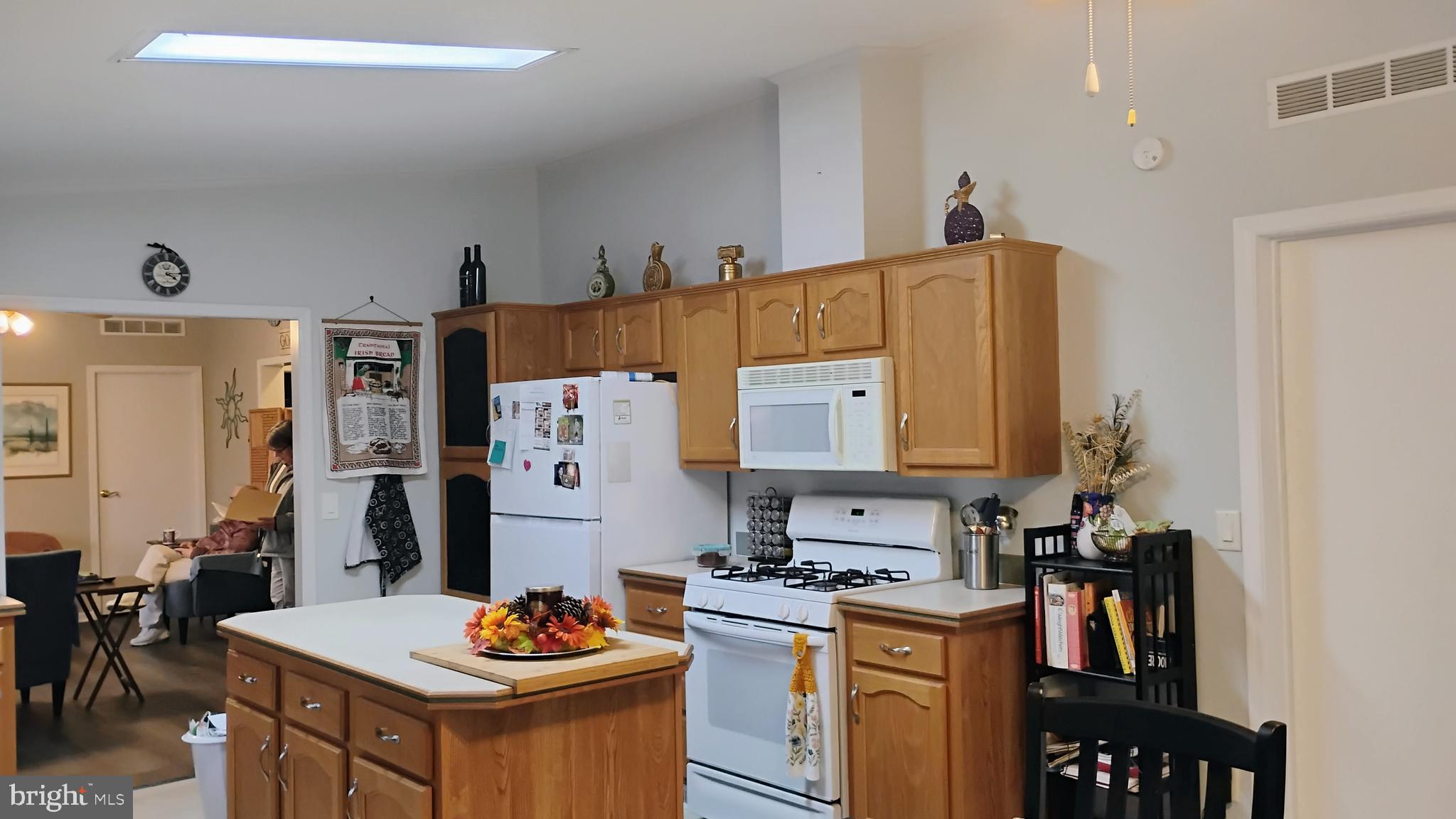 322 PERSIMMON CIRCLE W 322