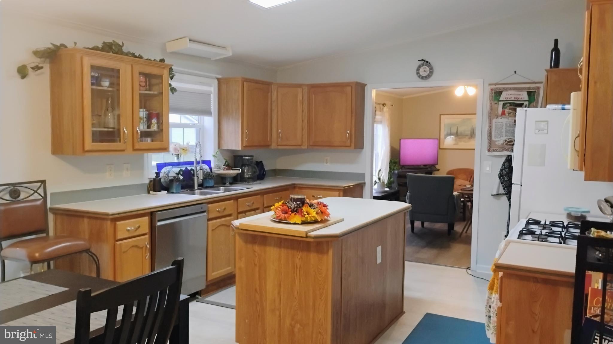 322 PERSIMMON CIRCLE W 322