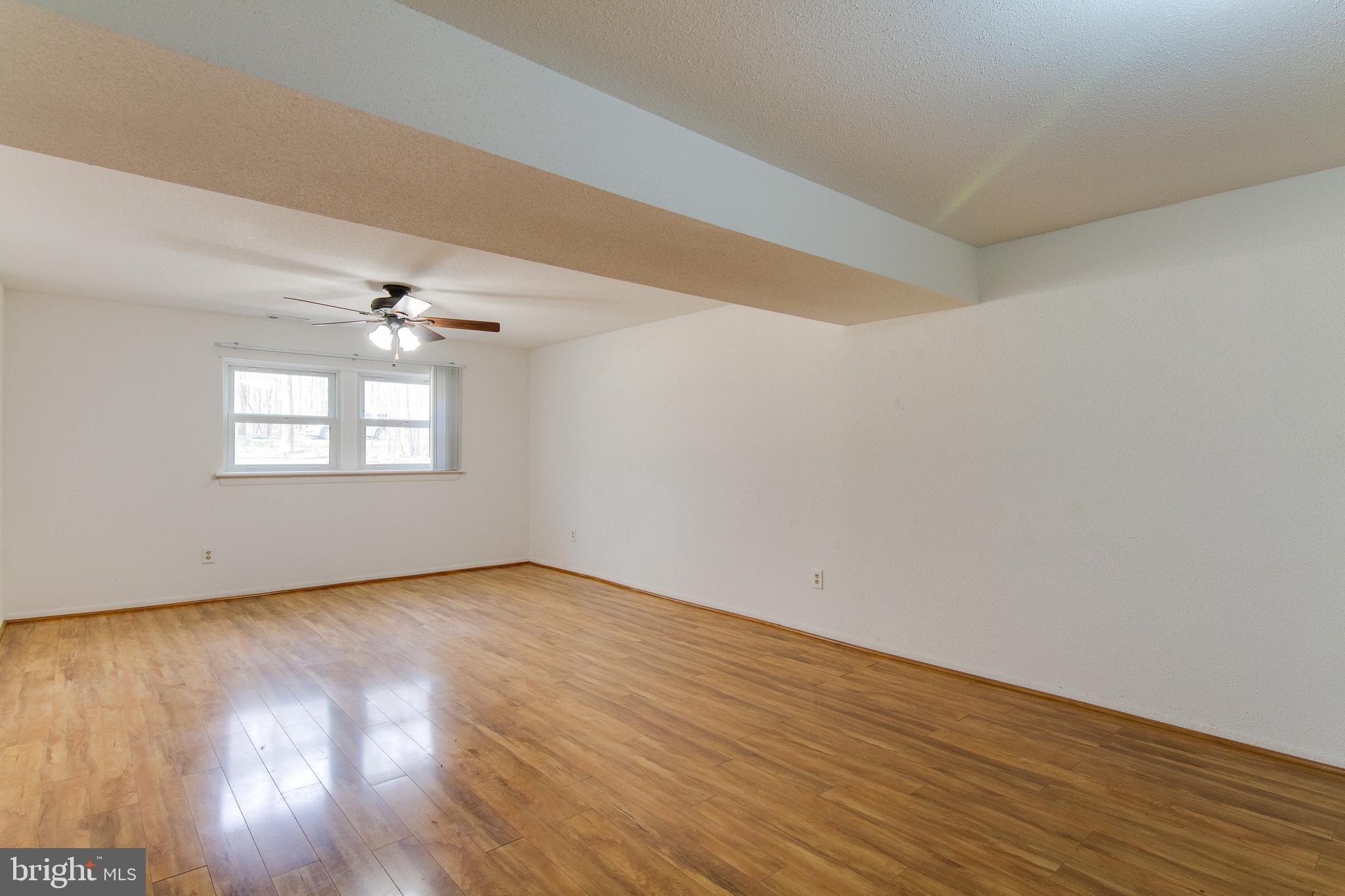 OAKS OF SHENANDOAH - Residential