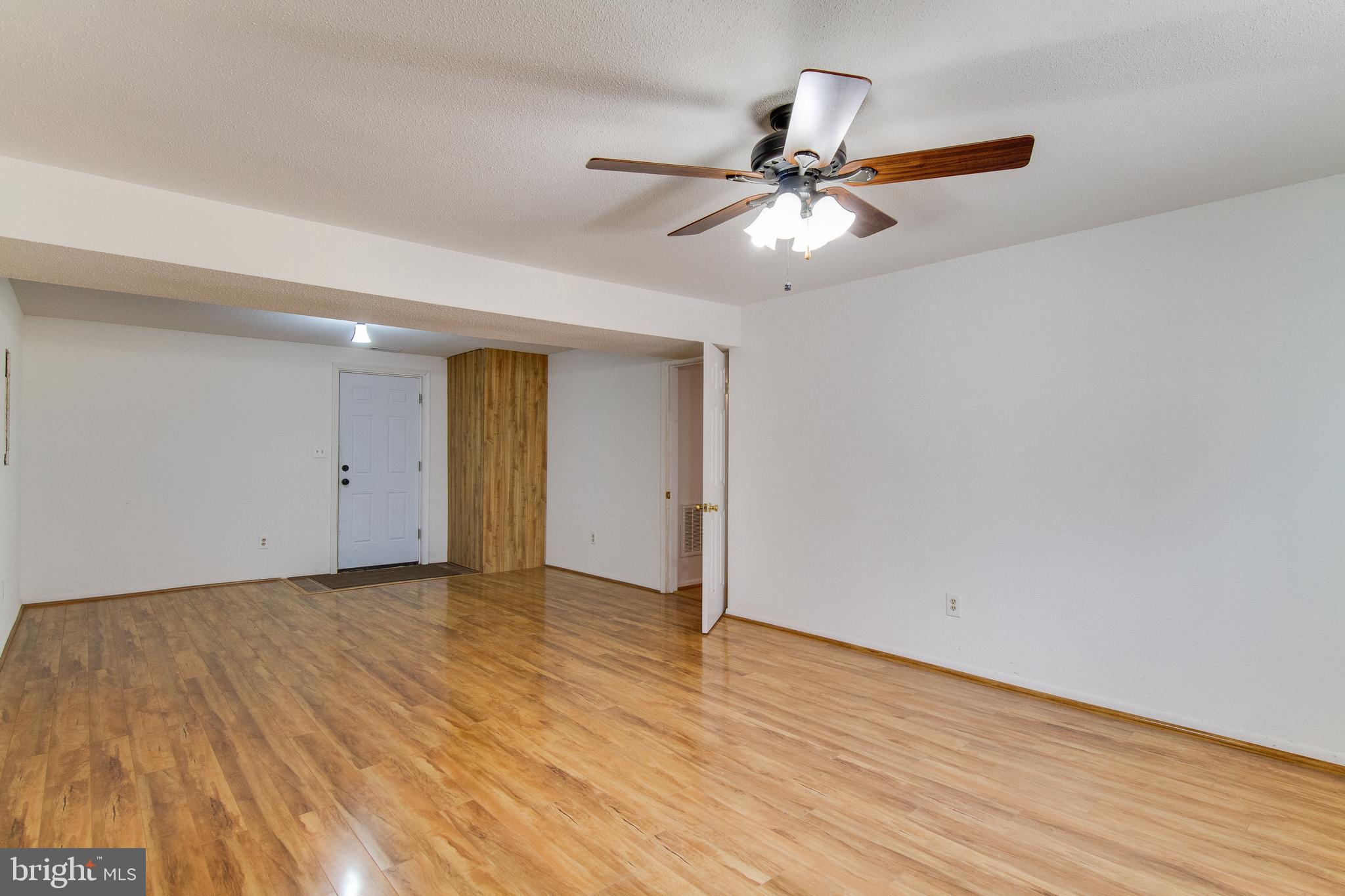 OAKS OF SHENANDOAH - Residential