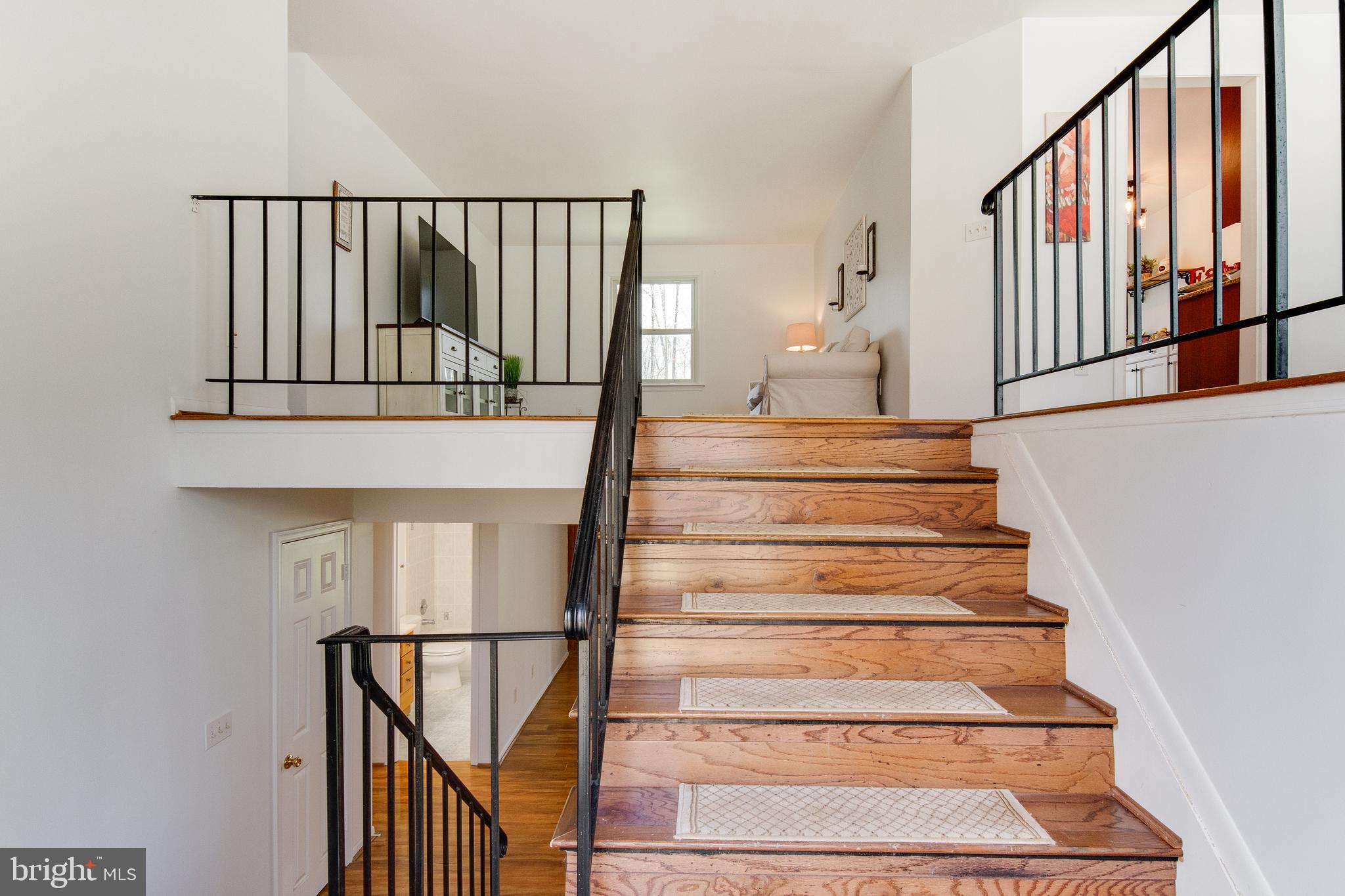 OAKS OF SHENANDOAH - Residential