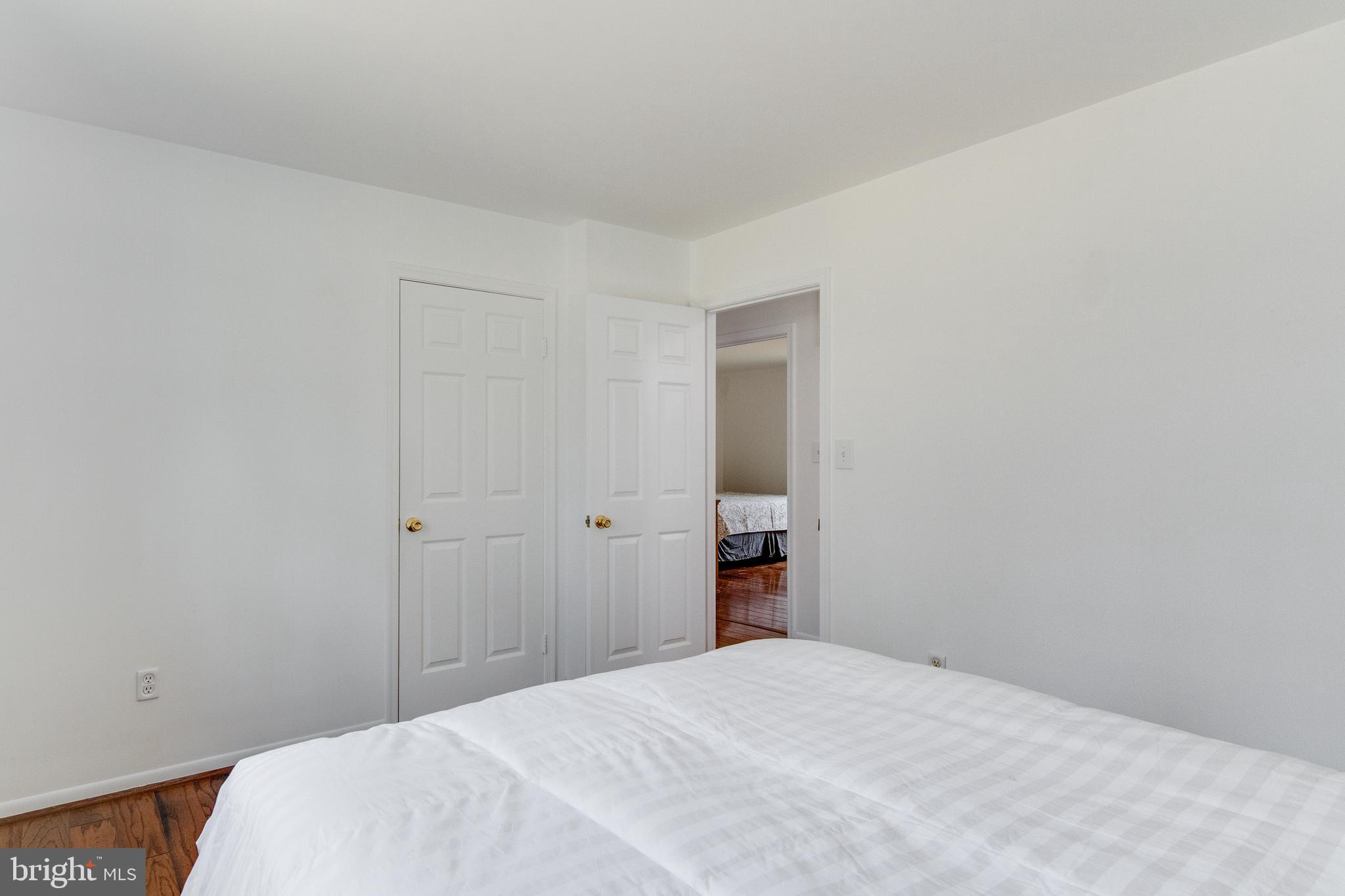OAKS OF SHENANDOAH - Residential