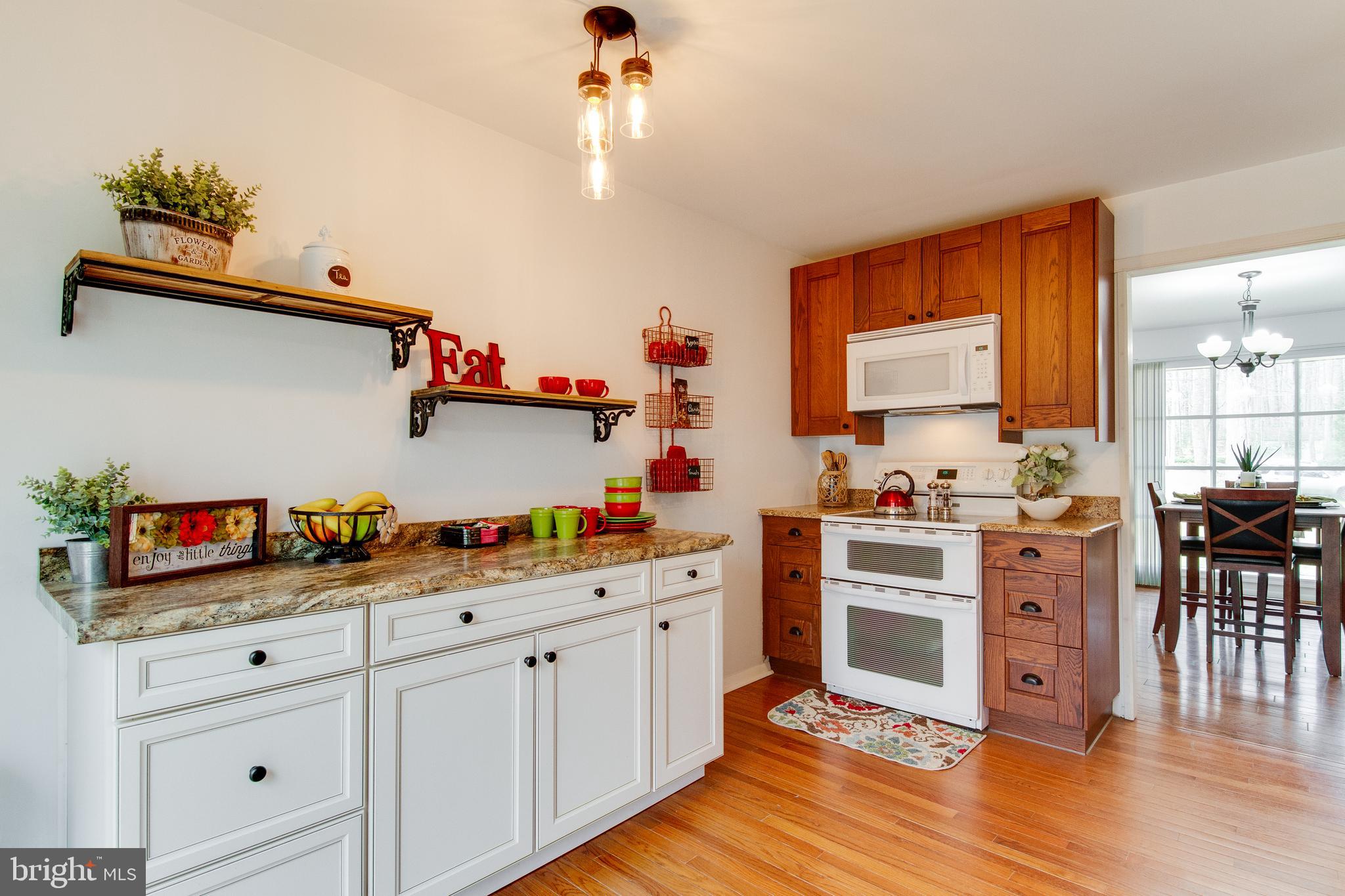 OAKS OF SHENANDOAH - Residential