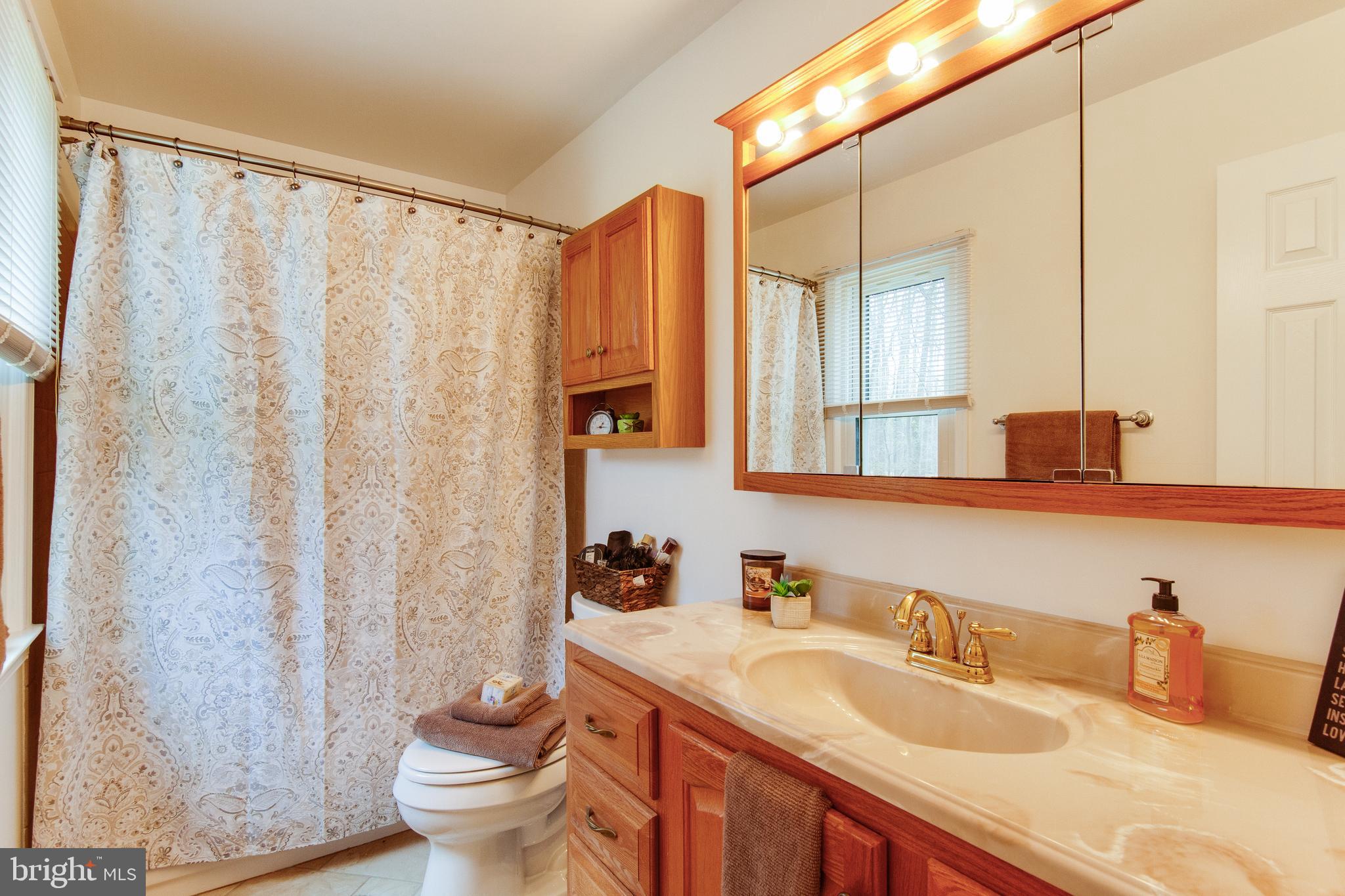 OAKS OF SHENANDOAH - Residential