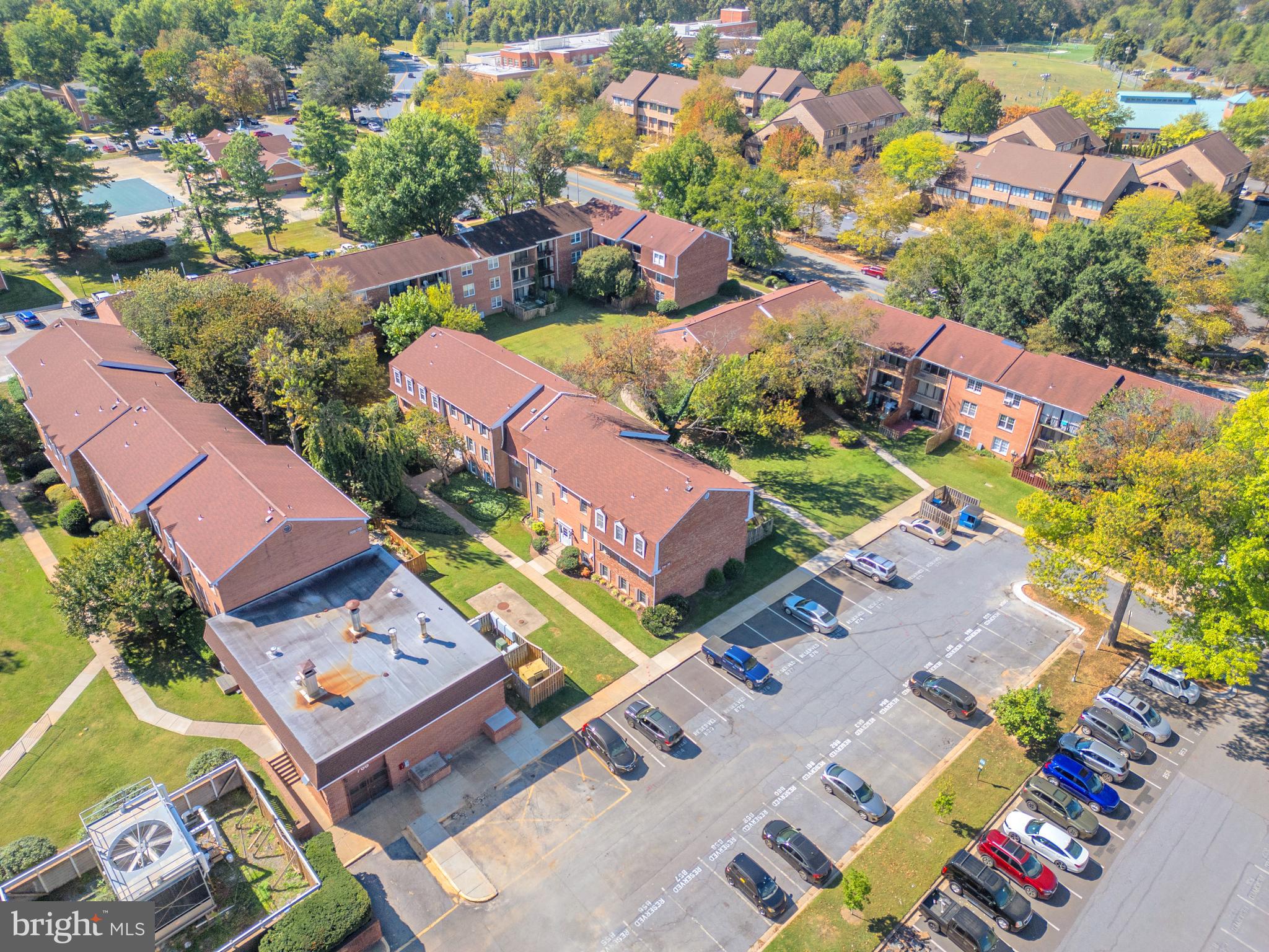 736 QUINCE ORCHARD BOULEVARD T-2