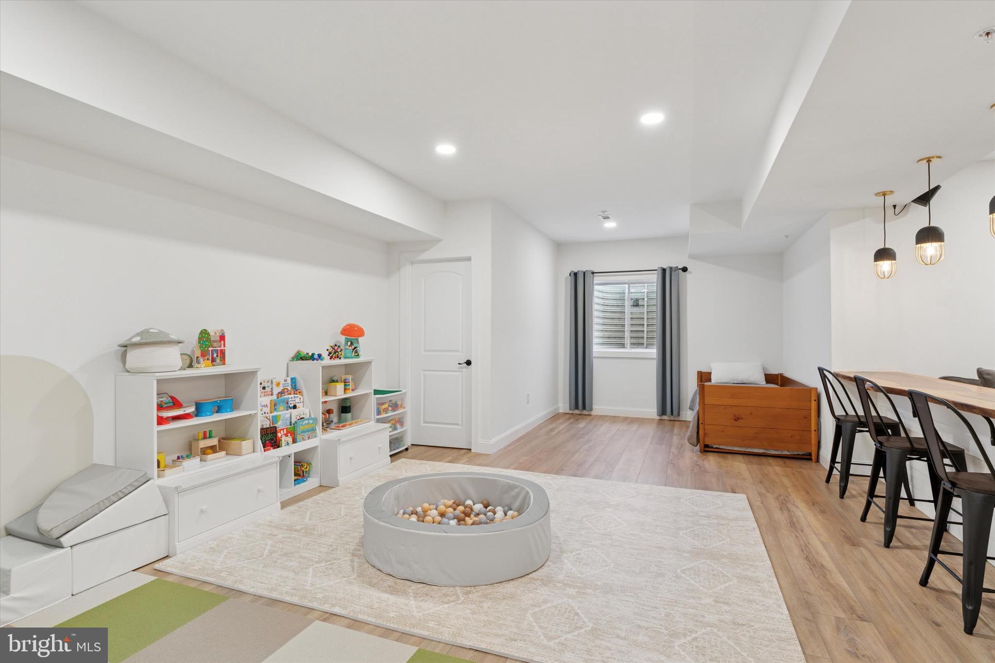 RESERVE AT CREEKSIDE - Residential