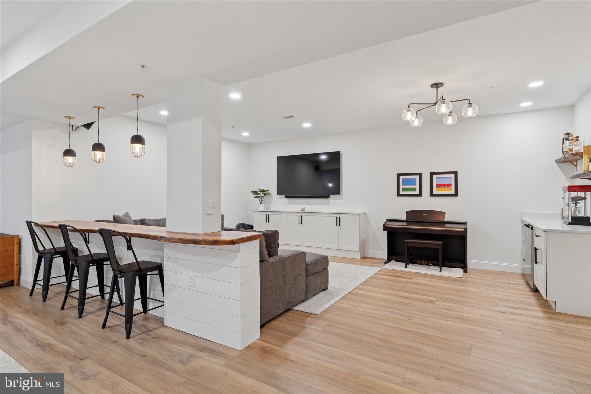 RESERVE AT CREEKSIDE - Residential