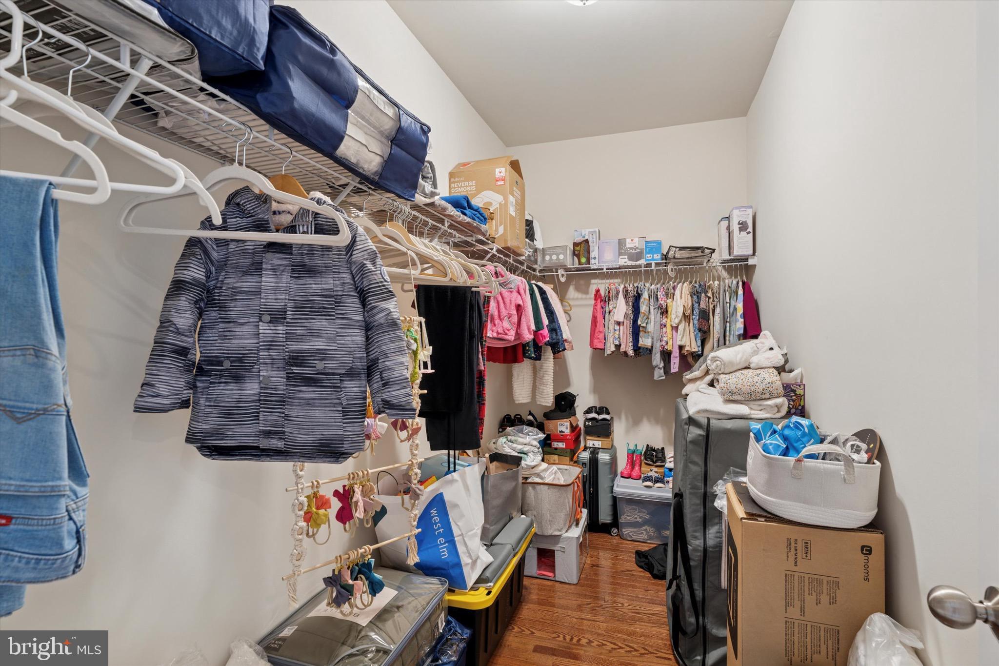 RESERVE AT CREEKSIDE - Residential