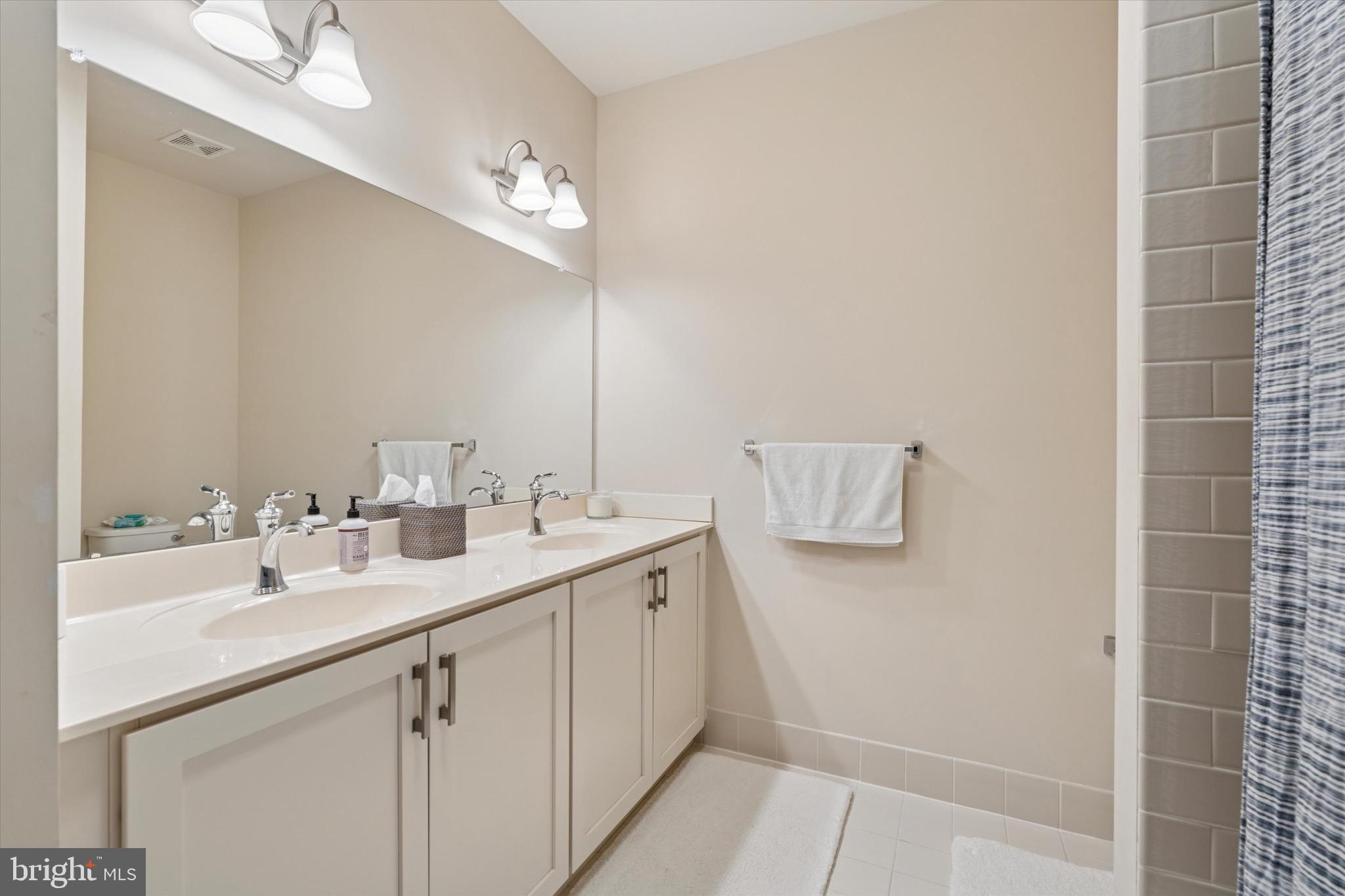 RESERVE AT CREEKSIDE - Residential