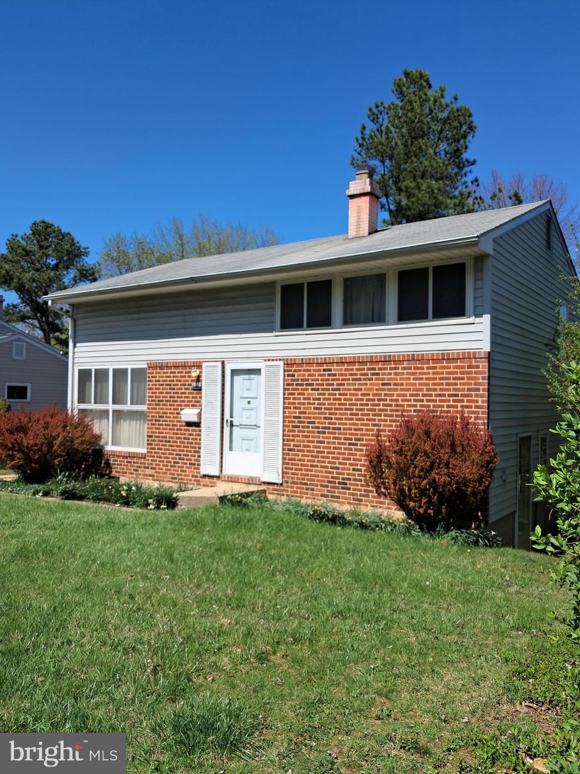 ORCHARD HILLS - Residential