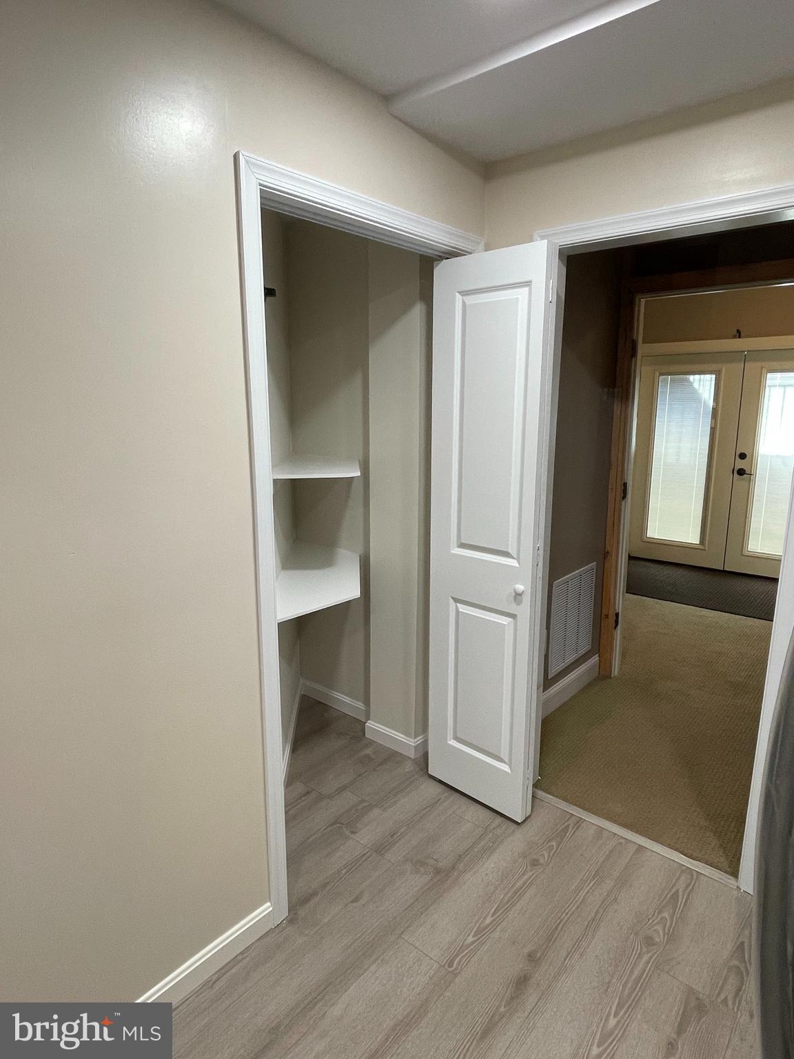 NORTH POINTE SUB - Residential Lease