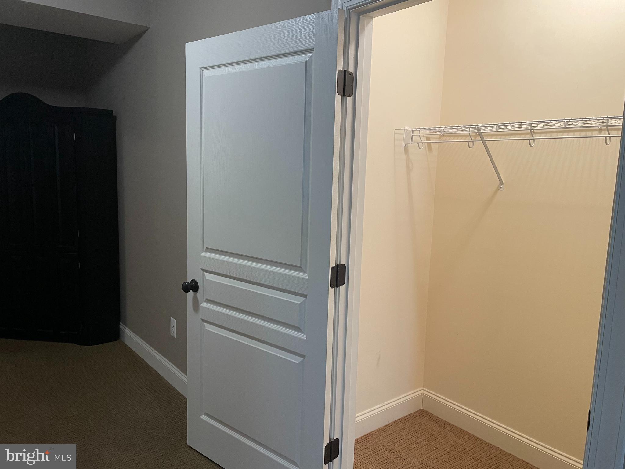 NORTH POINTE SUB - Residential Lease