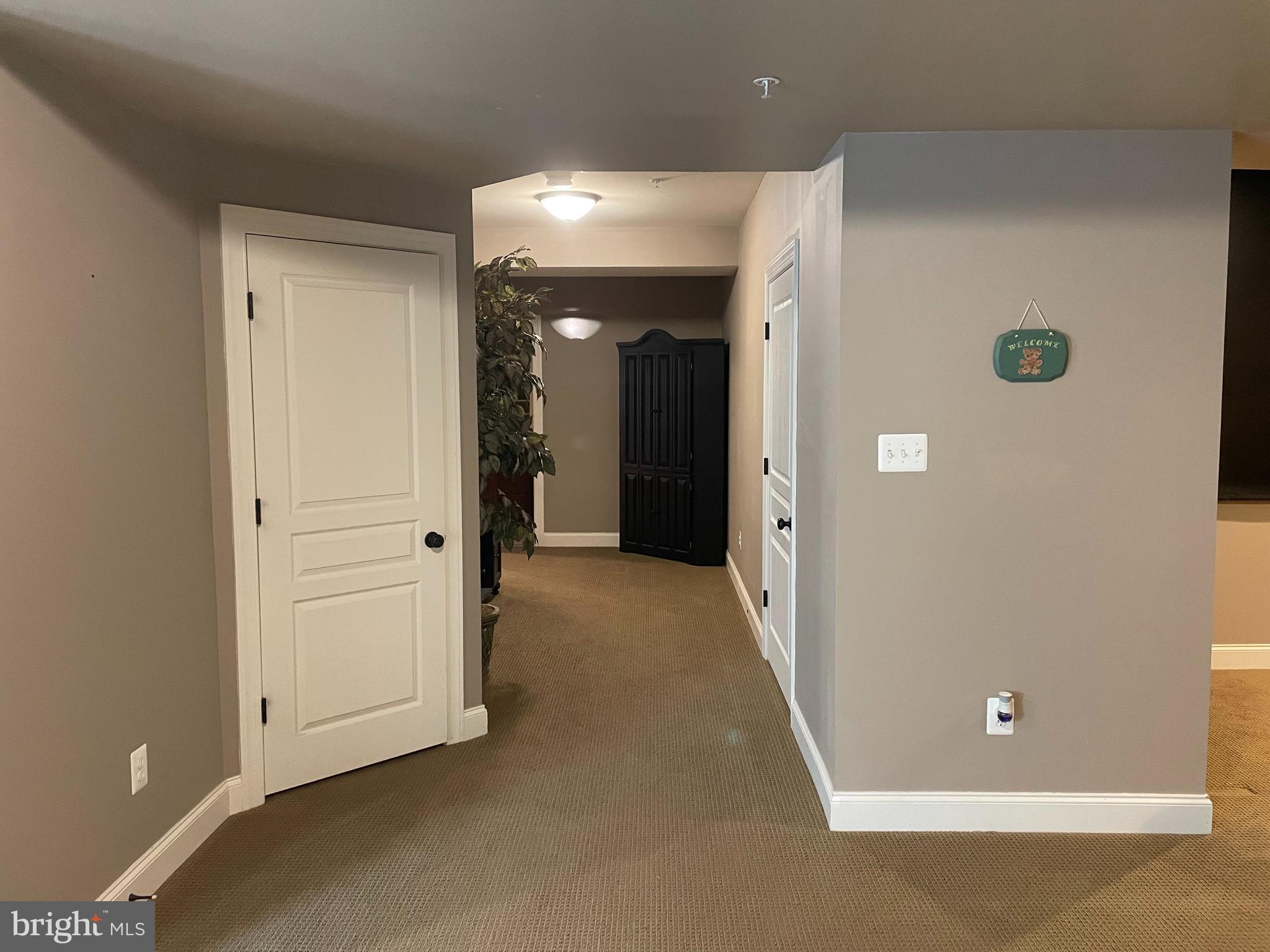 NORTH POINTE SUB - Residential Lease