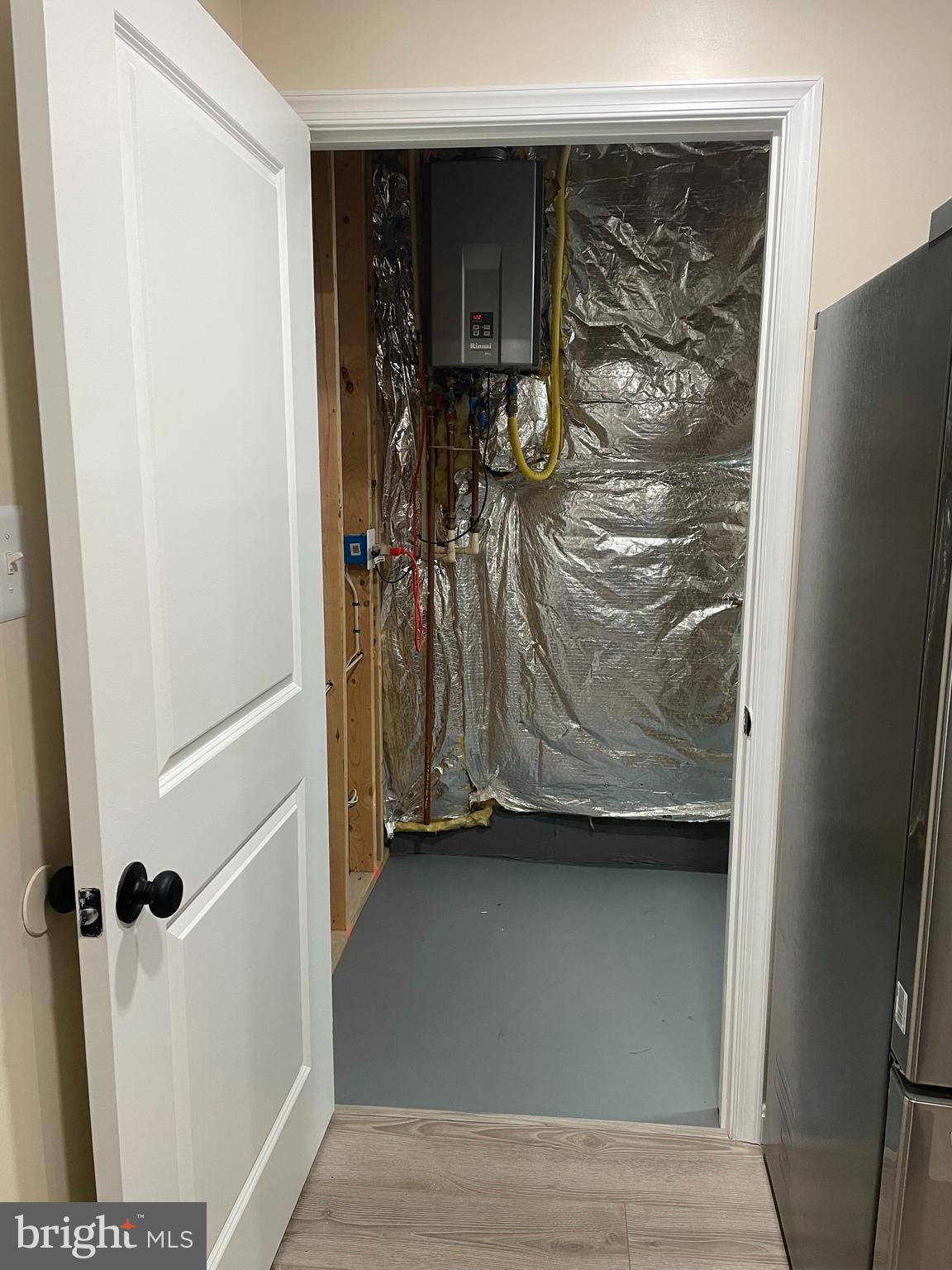 NORTH POINTE SUB - Residential Lease