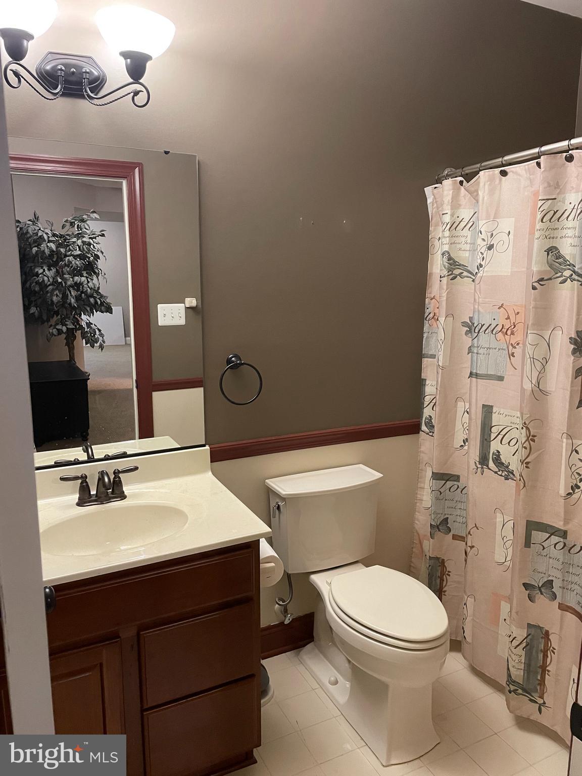 NORTH POINTE SUB - Residential Lease