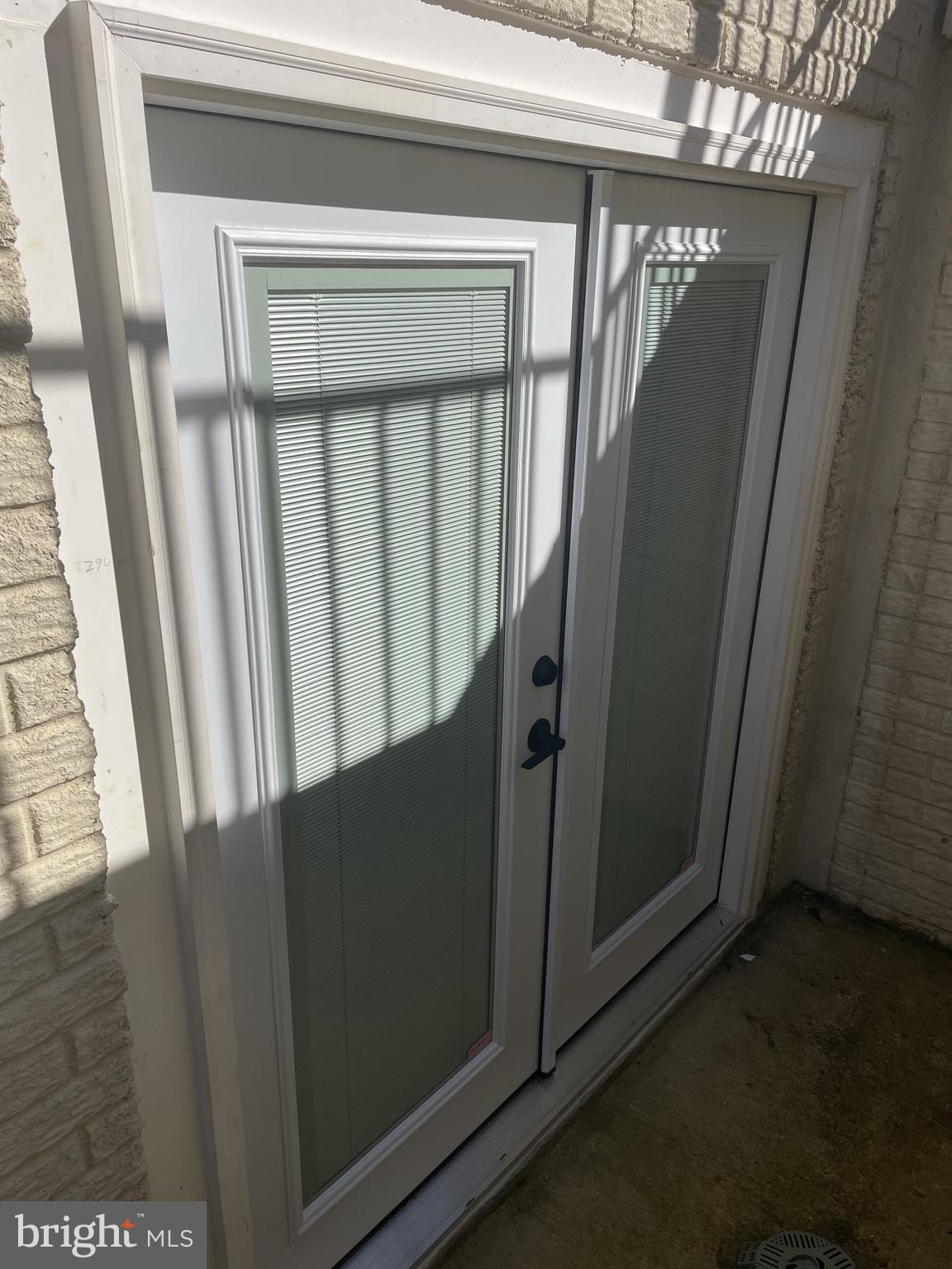 NORTH POINTE SUB - Residential Lease