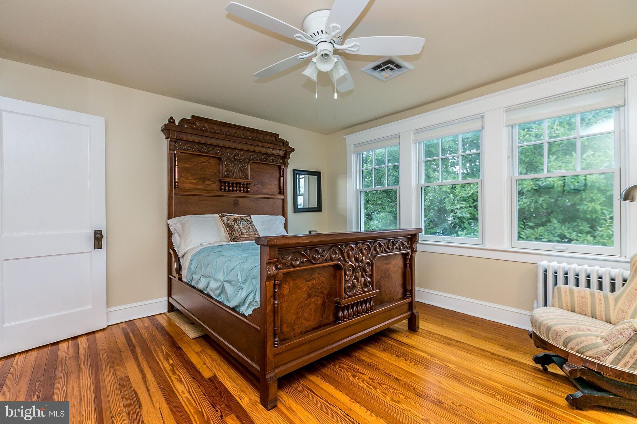 LAKE WALKER - Residential