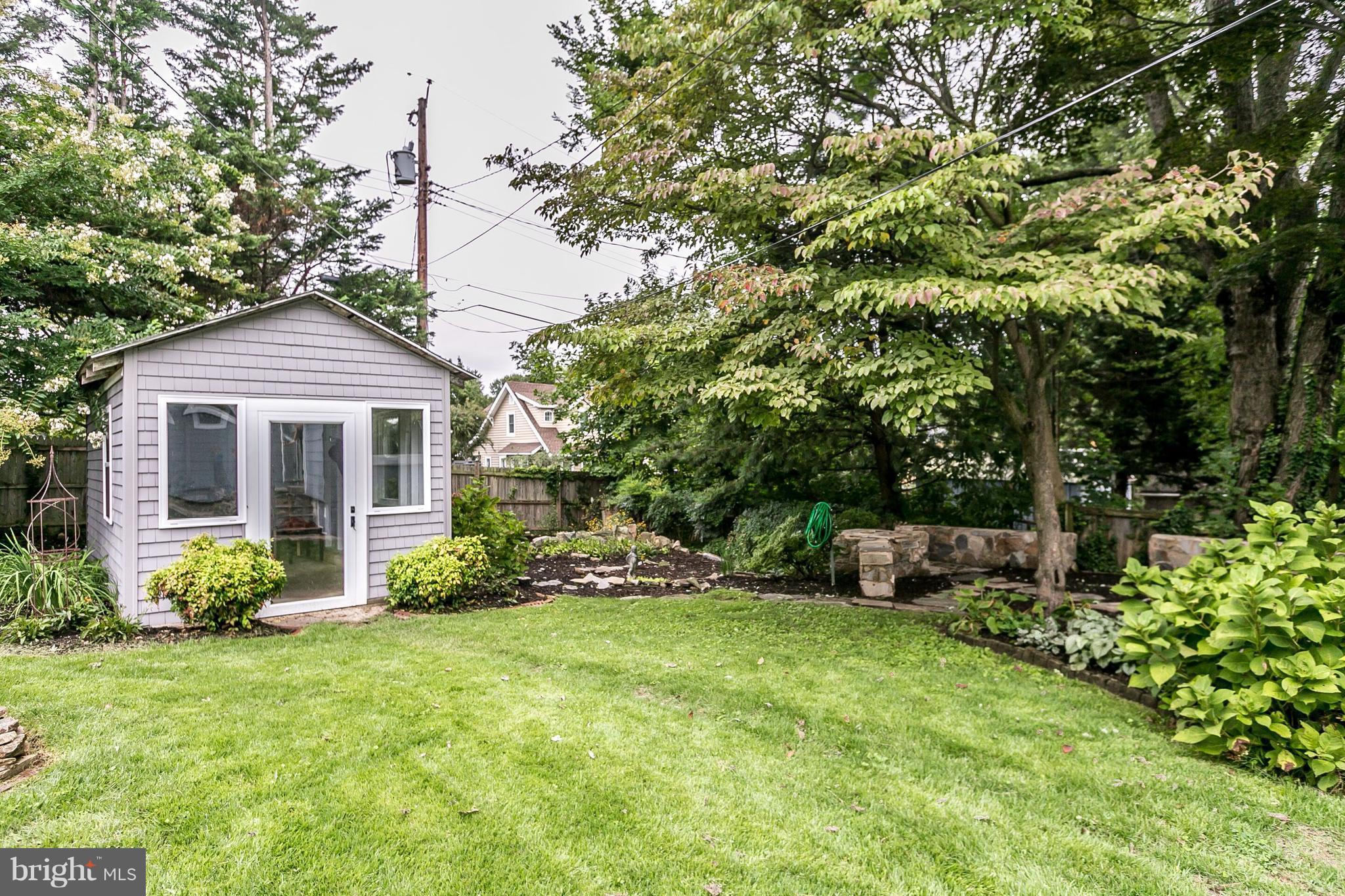 LAKE WALKER - Residential