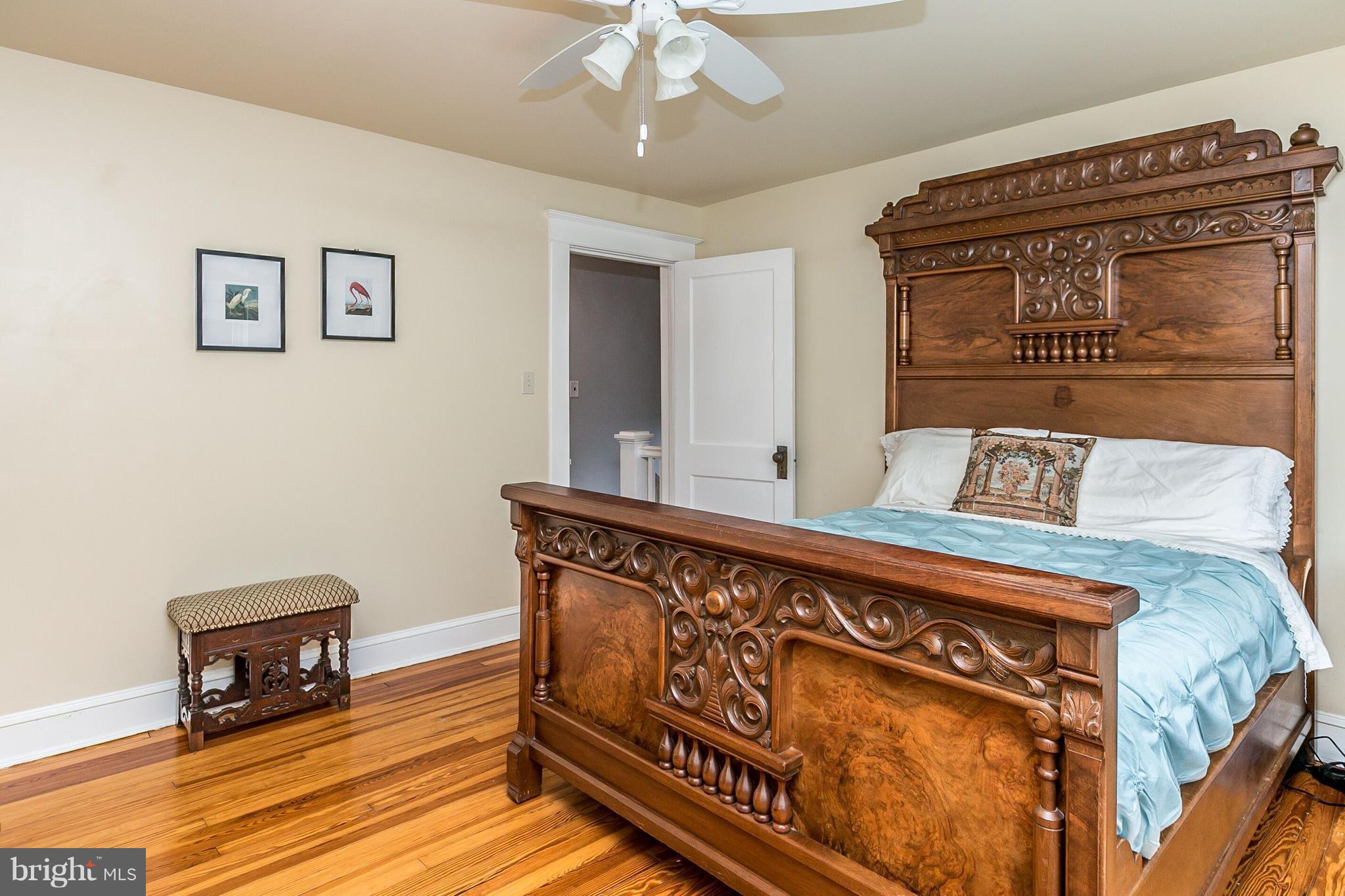 LAKE WALKER - Residential