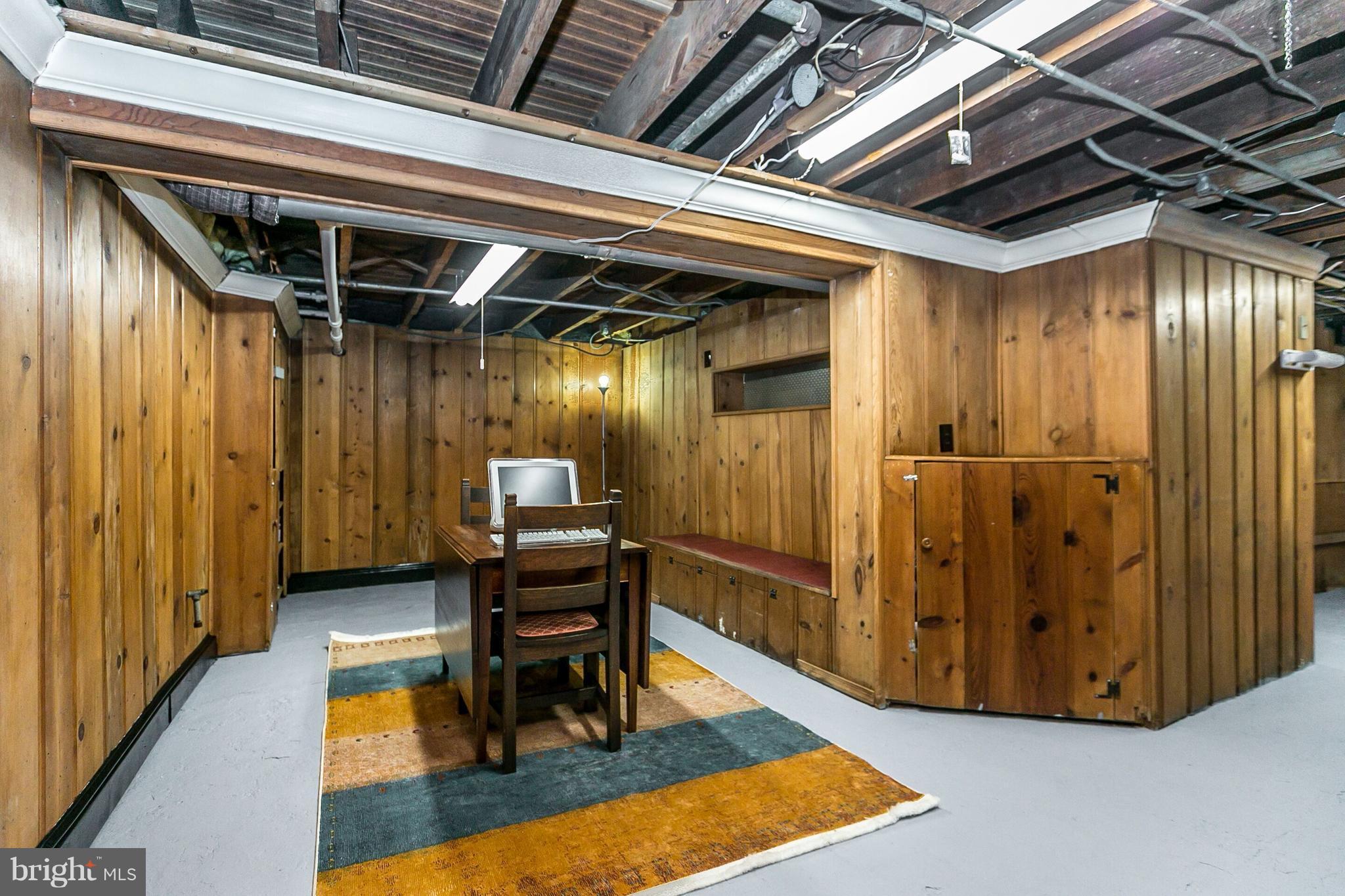 LAKE WALKER - Residential