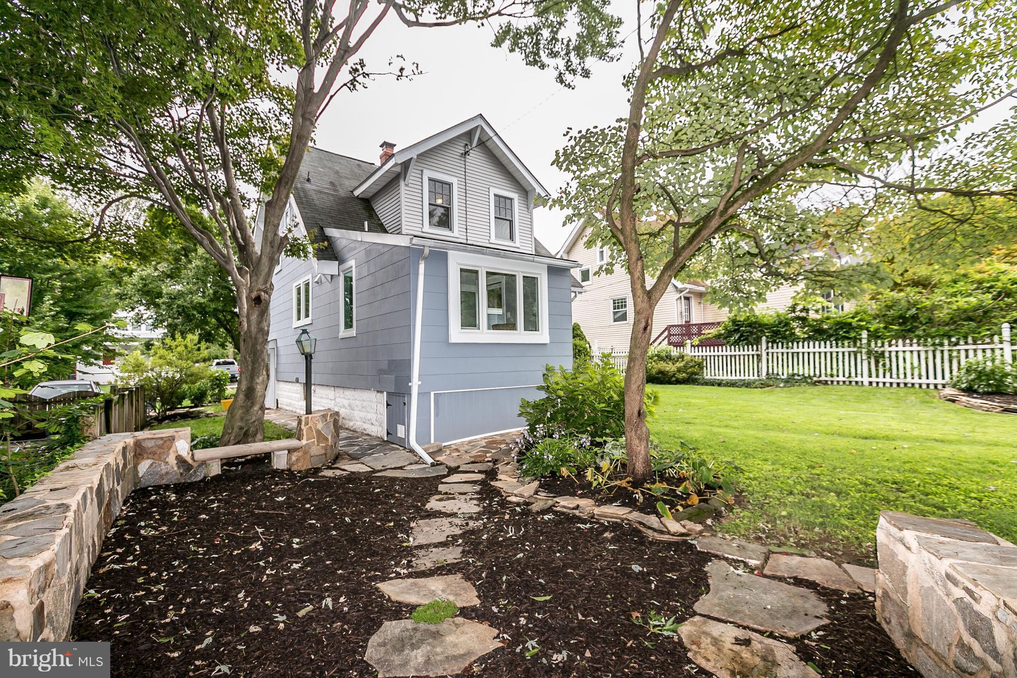 LAKE WALKER - Residential