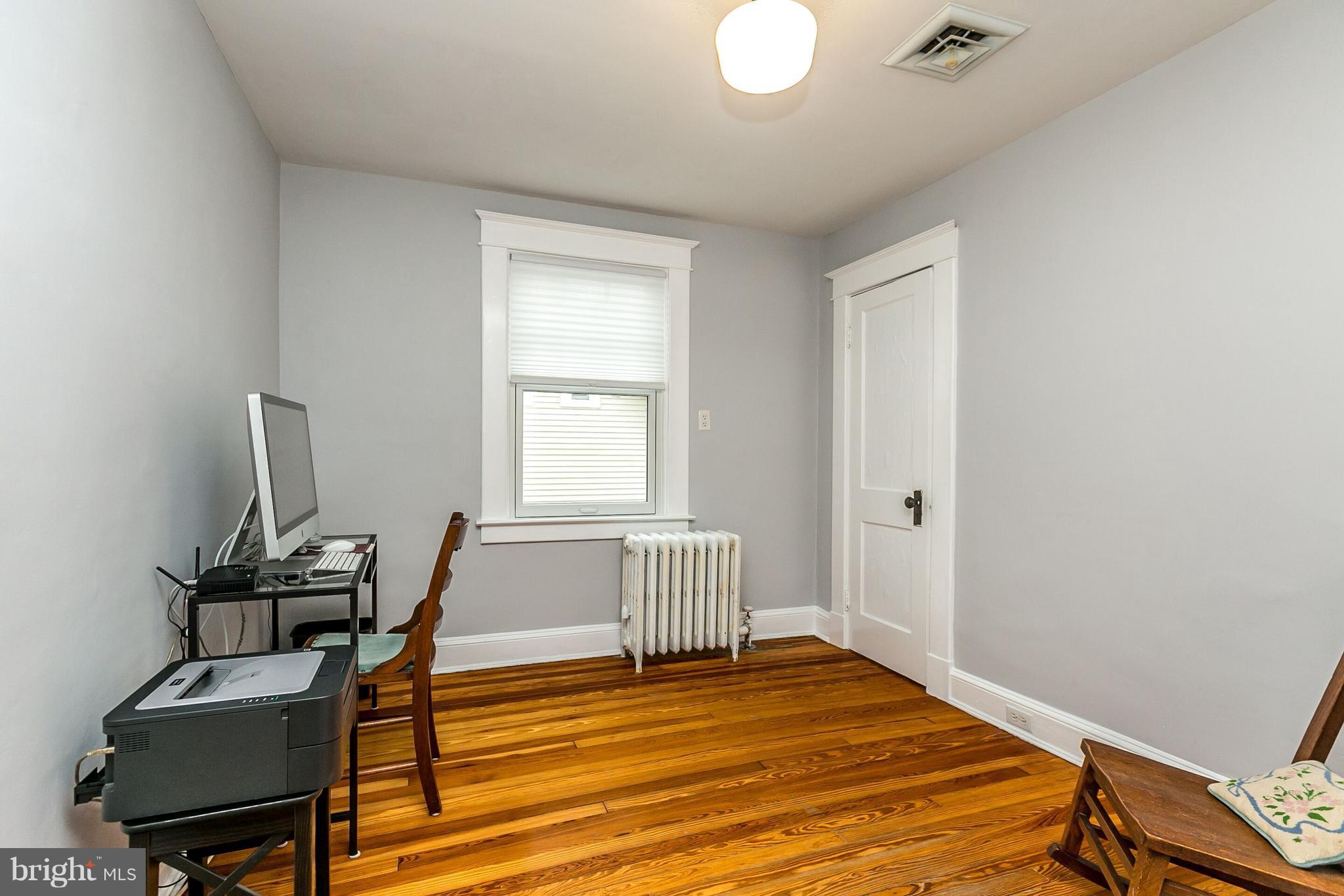 LAKE WALKER - Residential