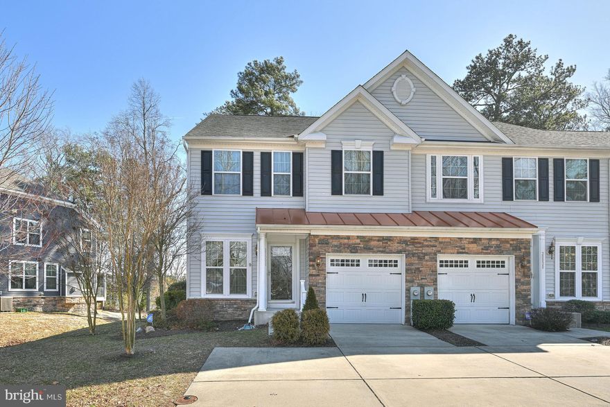 Welcome to this stunning contemporary home located on the Indian River in Millsboro, DE. This 3-level home offers 3 bedrooms, 2.5 bathrooms, and a finished basement with a convenient half bath. 
As you step inside, you are greeted by an abundance of natural light and a spacious open floor plan. The interior features include a breakfast area, central vacuum, combination dining/living area, dining area, kitchen with eat-in space, recessed lighting throughout the home, and a primary bedroom with a corner bathtub and walk-in closets. 
The exterior of the home boasts sidewalks, street lights, and a lovely deck perfect for enjoying the river views. Additionally, this home offers access to a community pool overlooking the river. Residents can also enjoy the pier located in the community on the Indian River. 
Don't miss the opportunity to own this beautiful home with waterfront views and fantastic community amenities. Schedule your showing today! .    OPEN HOUSE ON 2/21  11:-1