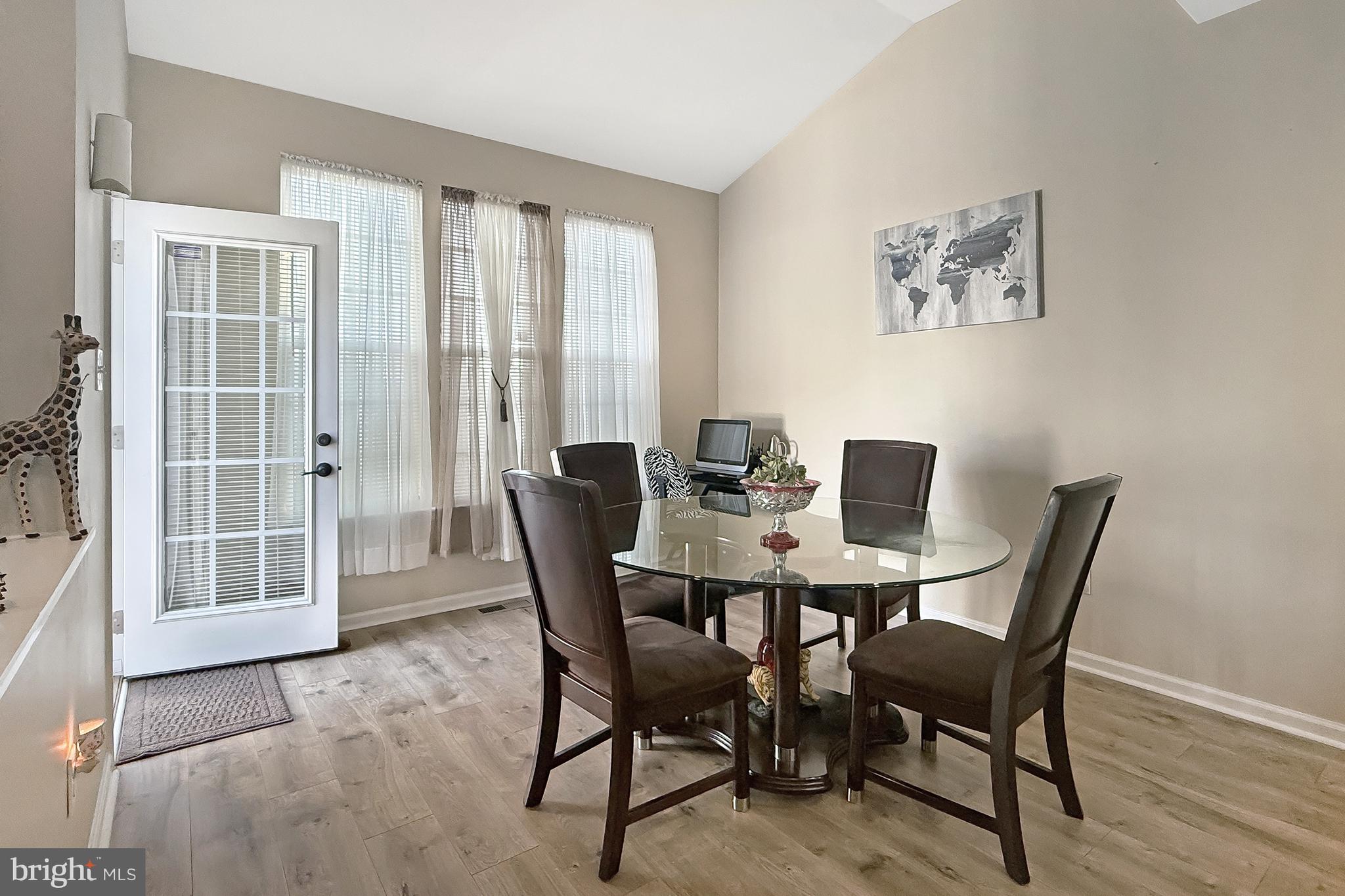 WHARTONS BLUFF - Residential