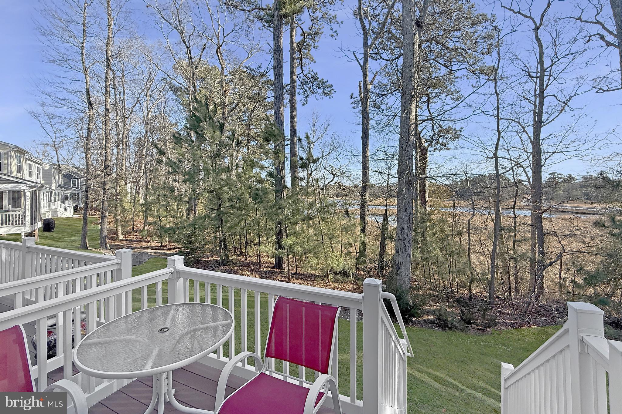 WHARTONS BLUFF - Residential