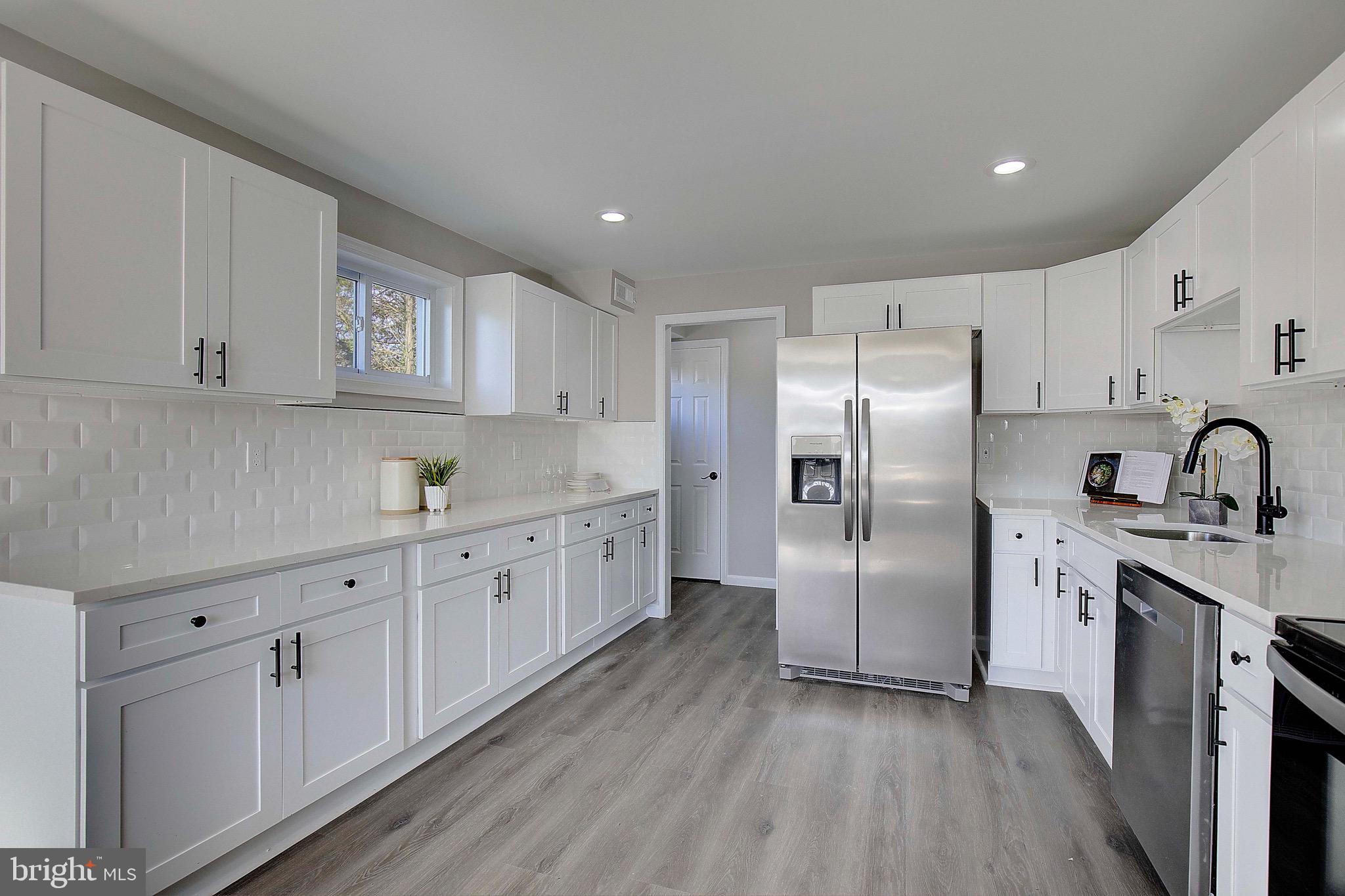 GREENWOOD ACRES - Residential