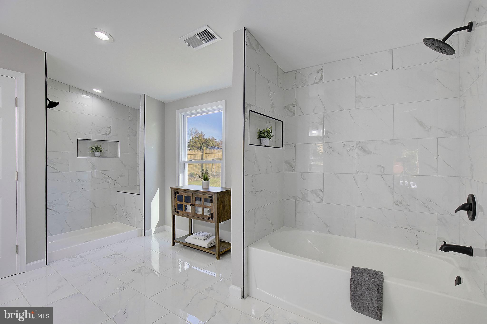 GREENWOOD ACRES - Residential