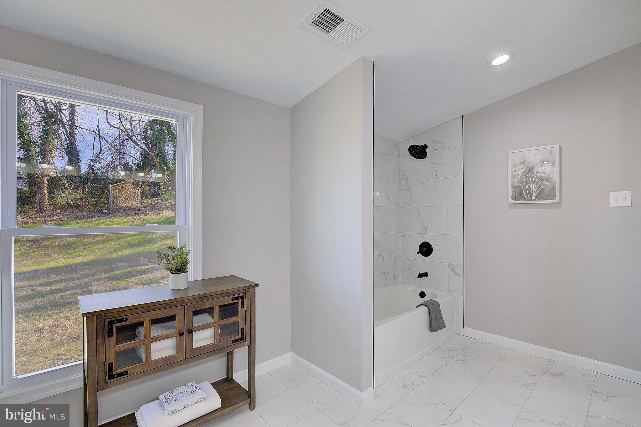 GREENWOOD ACRES - Residential