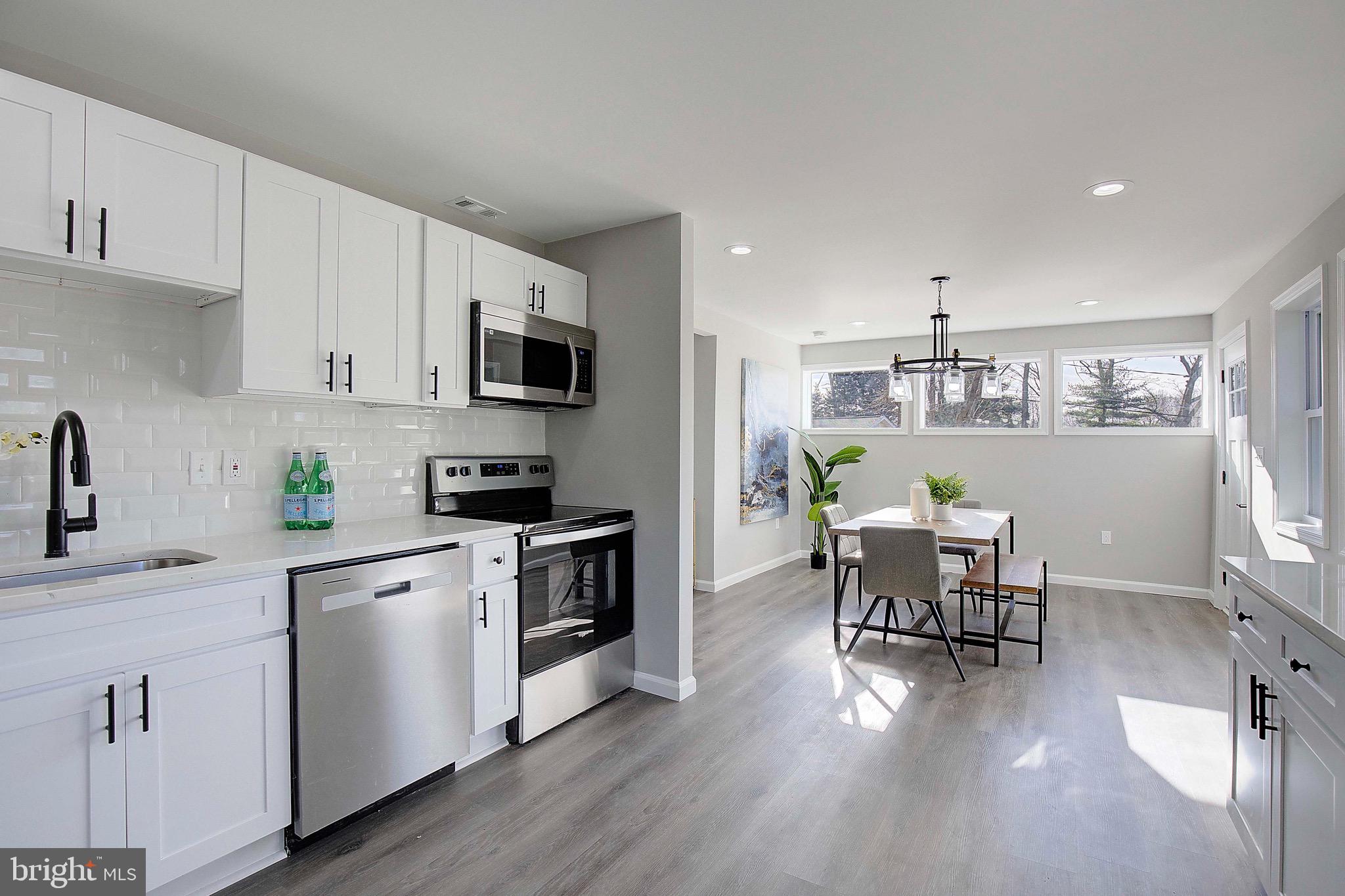 GREENWOOD ACRES - Residential