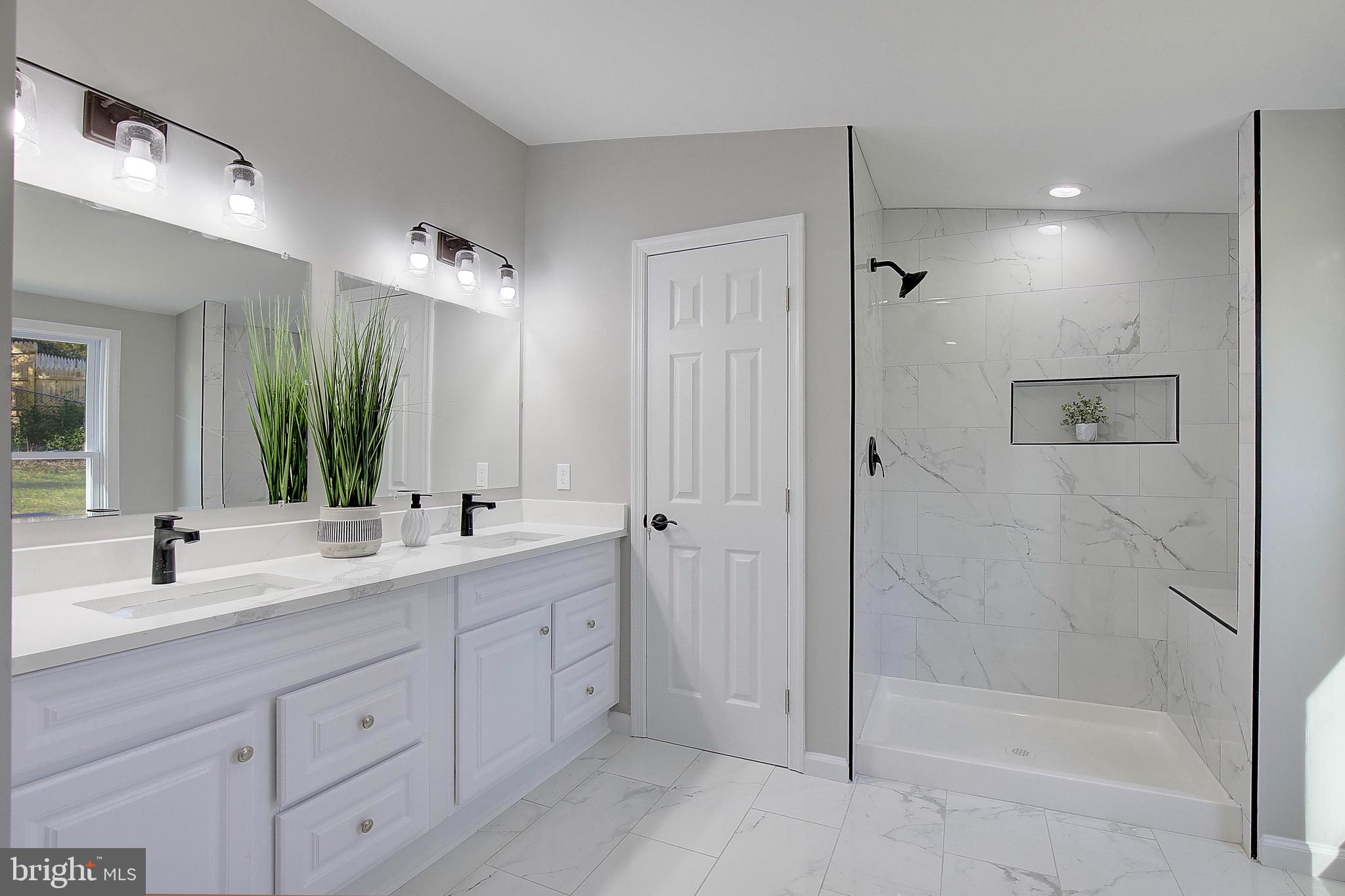 GREENWOOD ACRES - Residential