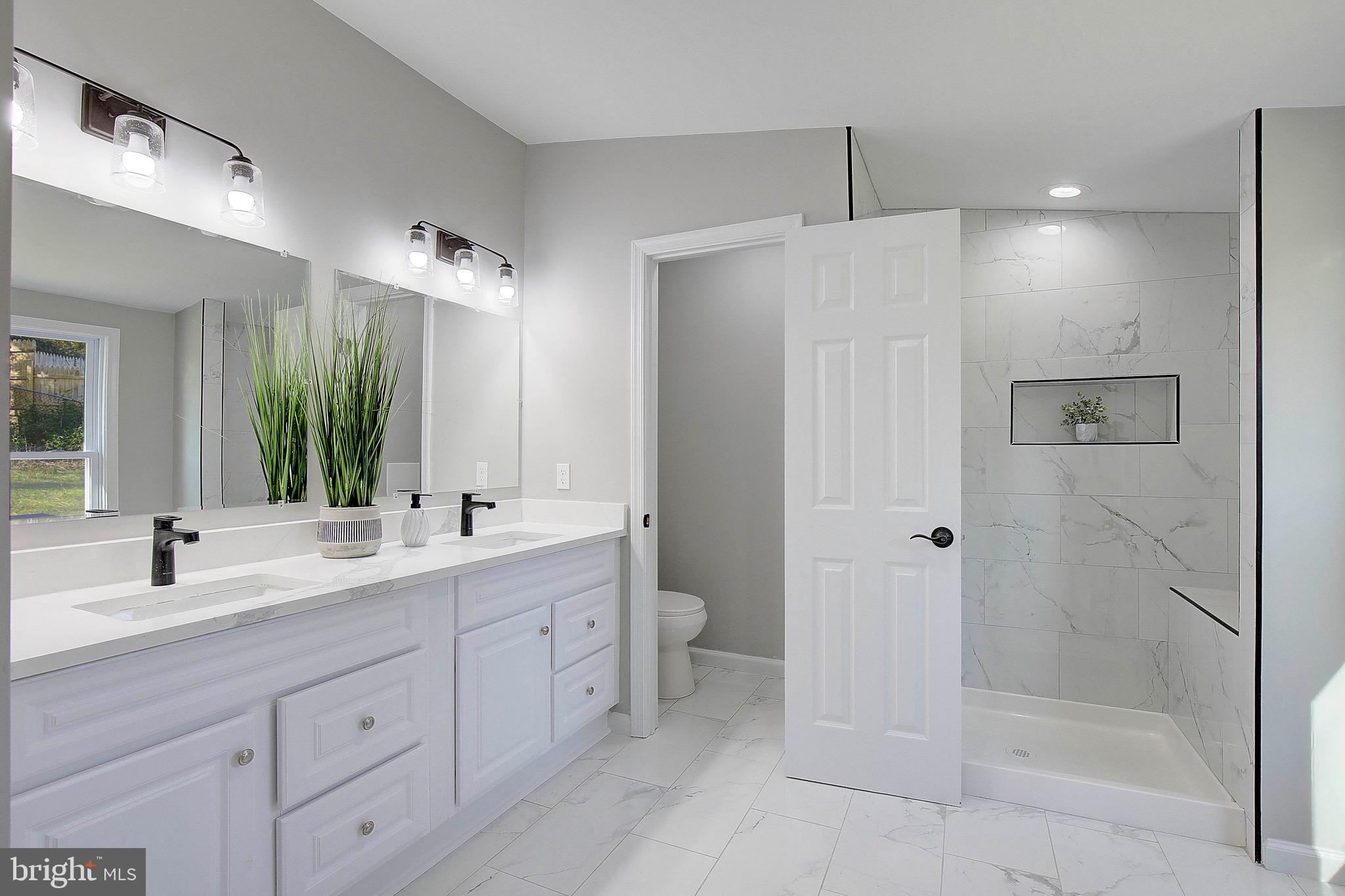 GREENWOOD ACRES - Residential