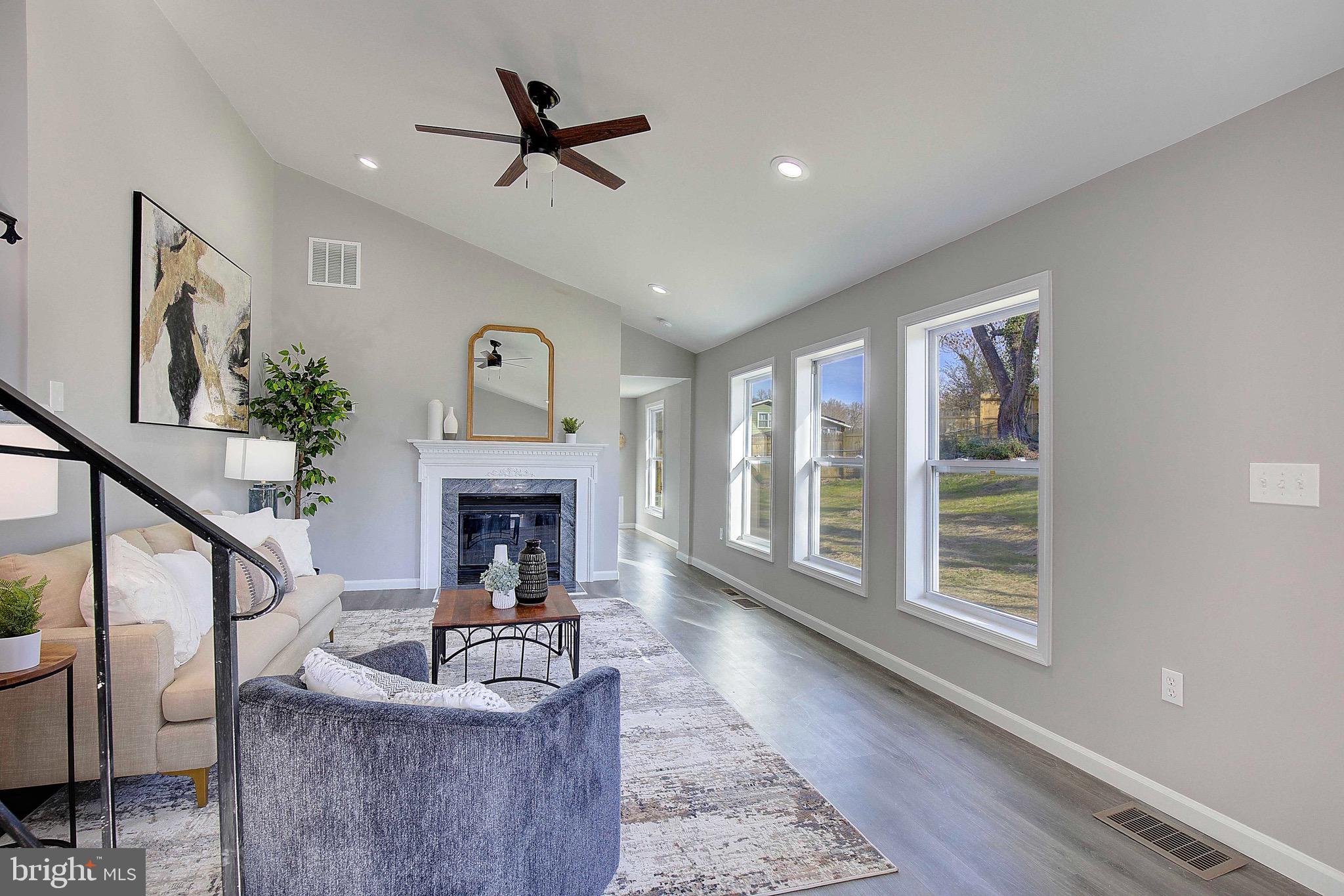 GREENWOOD ACRES - Residential