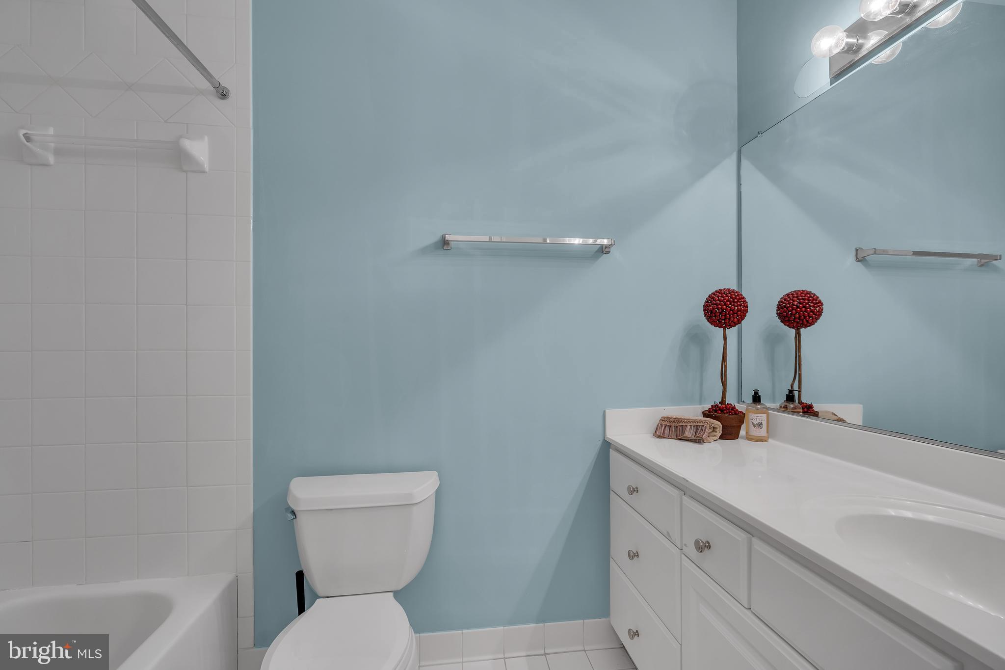 DRANESVILLE MANOR - Residential Lease