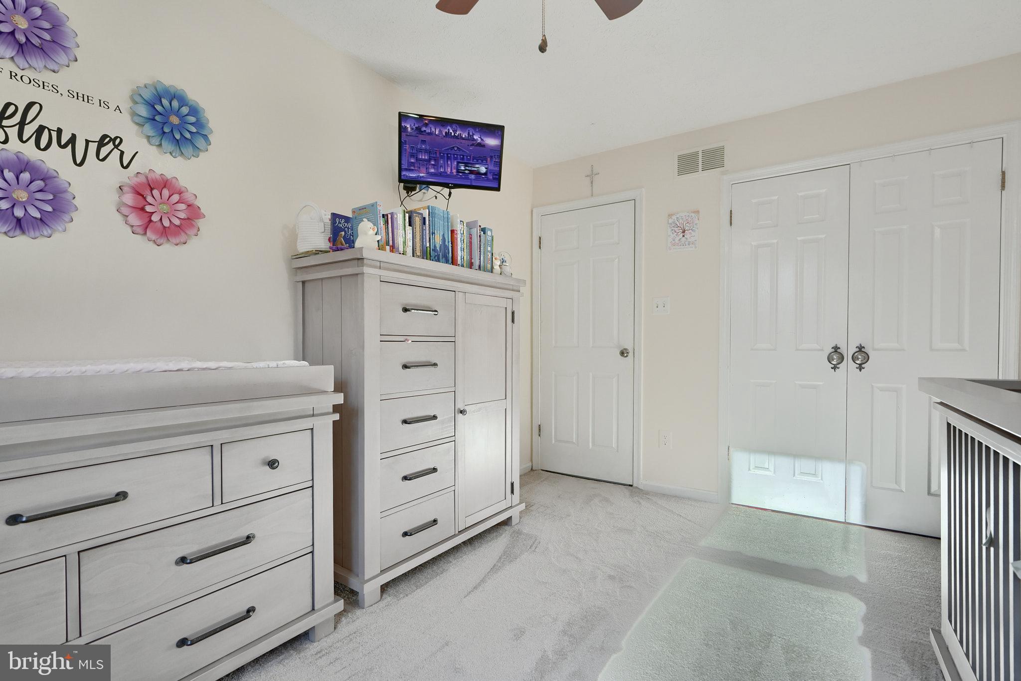 BROADVIEW - Residential