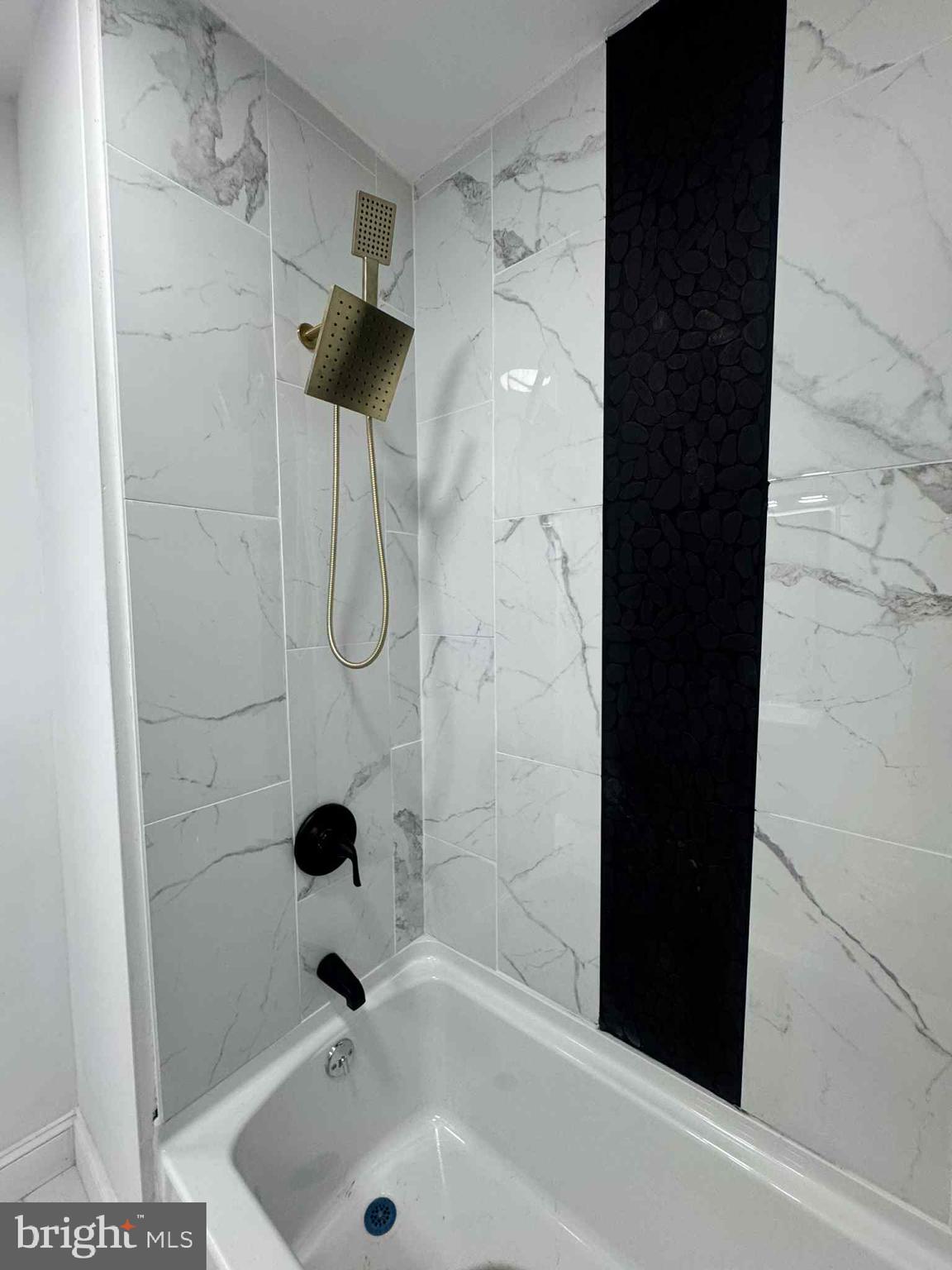 MILL CREEK - Residential