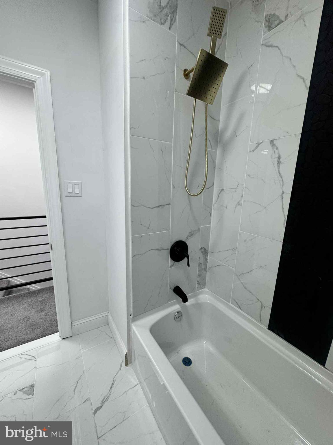 MILL CREEK - Residential