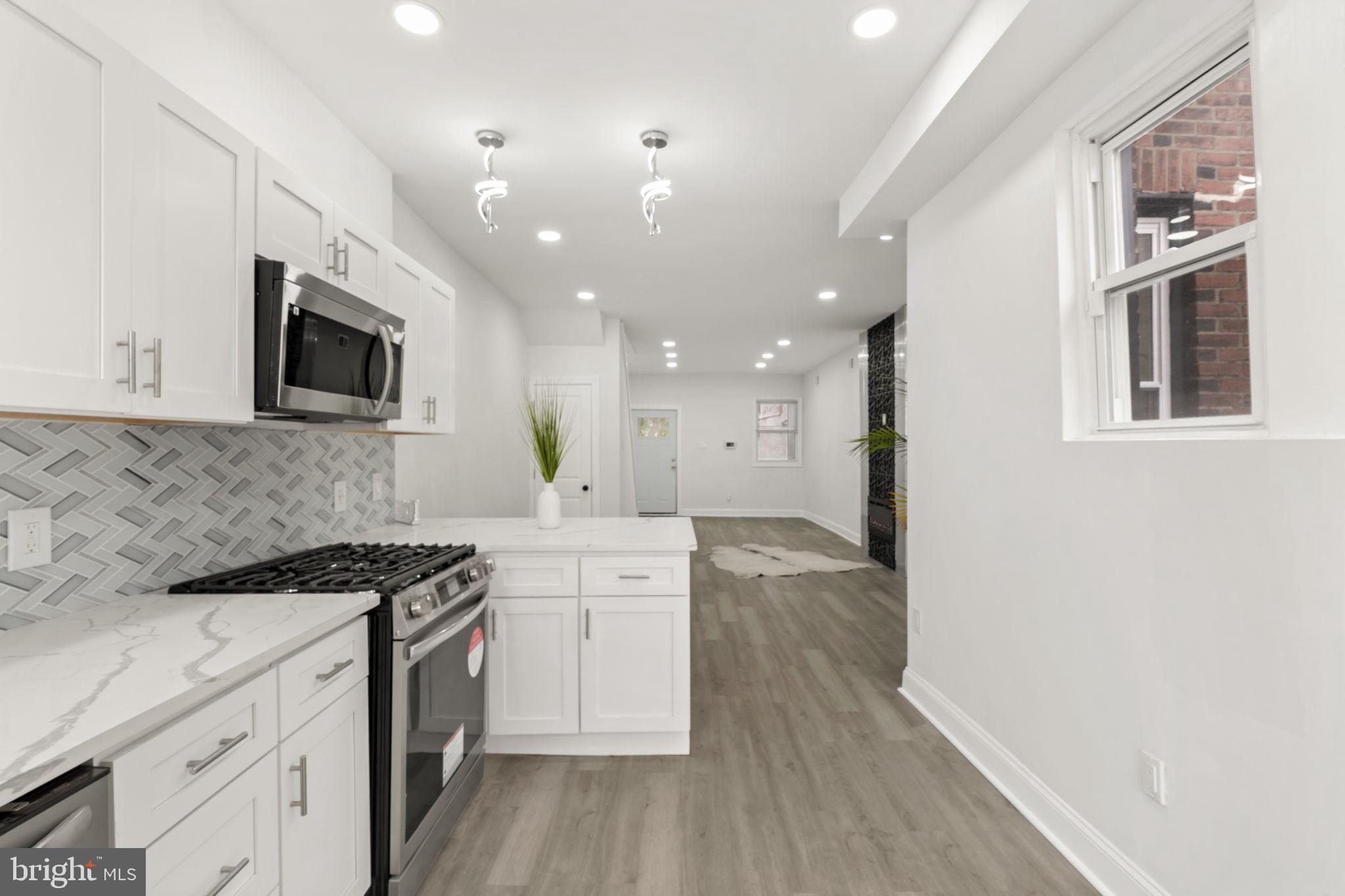 MILL CREEK - Residential